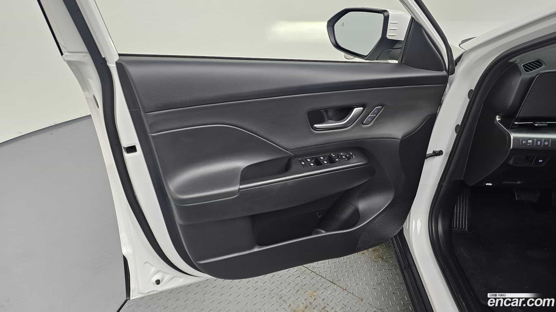 Kona Hyundai 2024.4-INNER-034