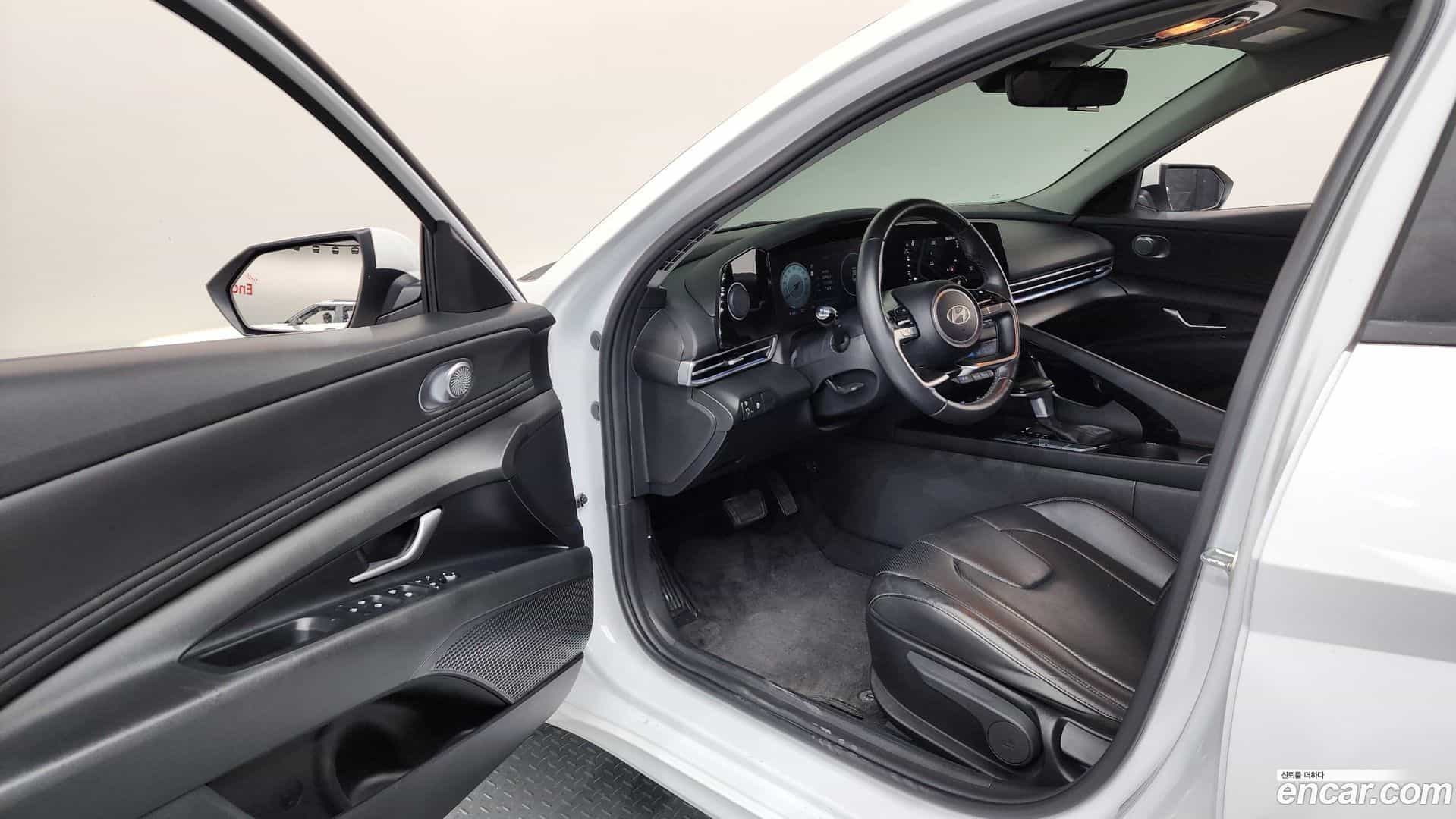 AVANTE Hyundai 2023.9-INNER-010