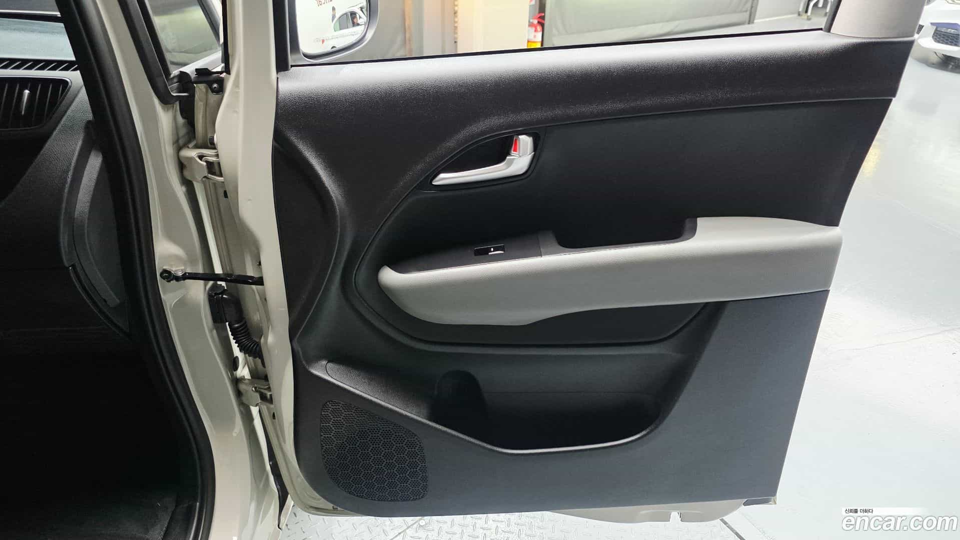 RAY Kia 2024.10-INNER-035