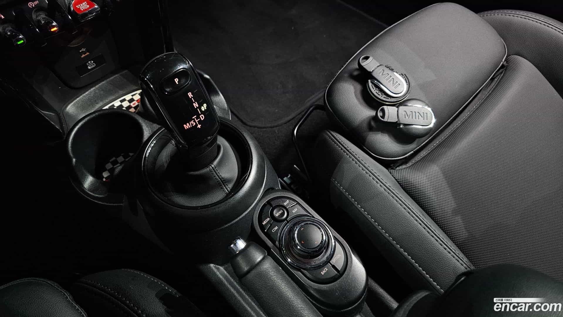 Cooper Mini 2024.6-INNER-009