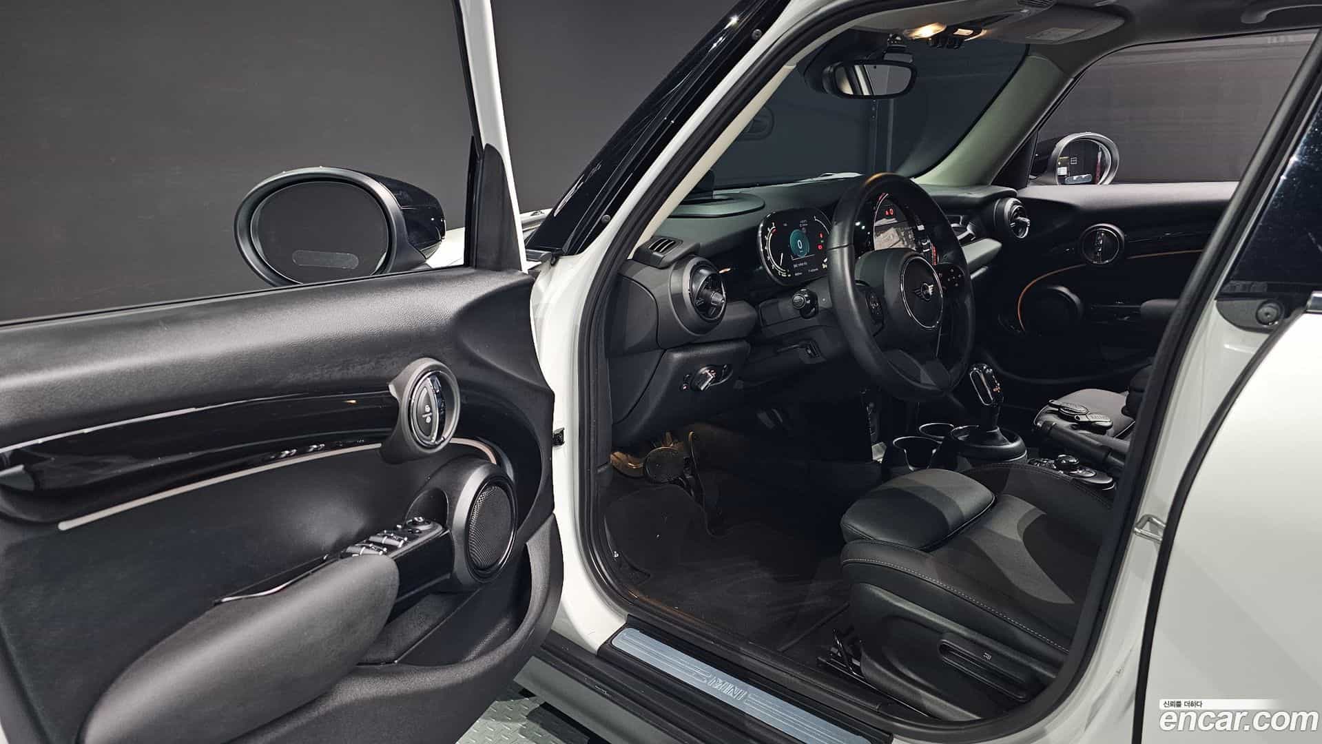 Cooper Mini 2024.6-INNER-010