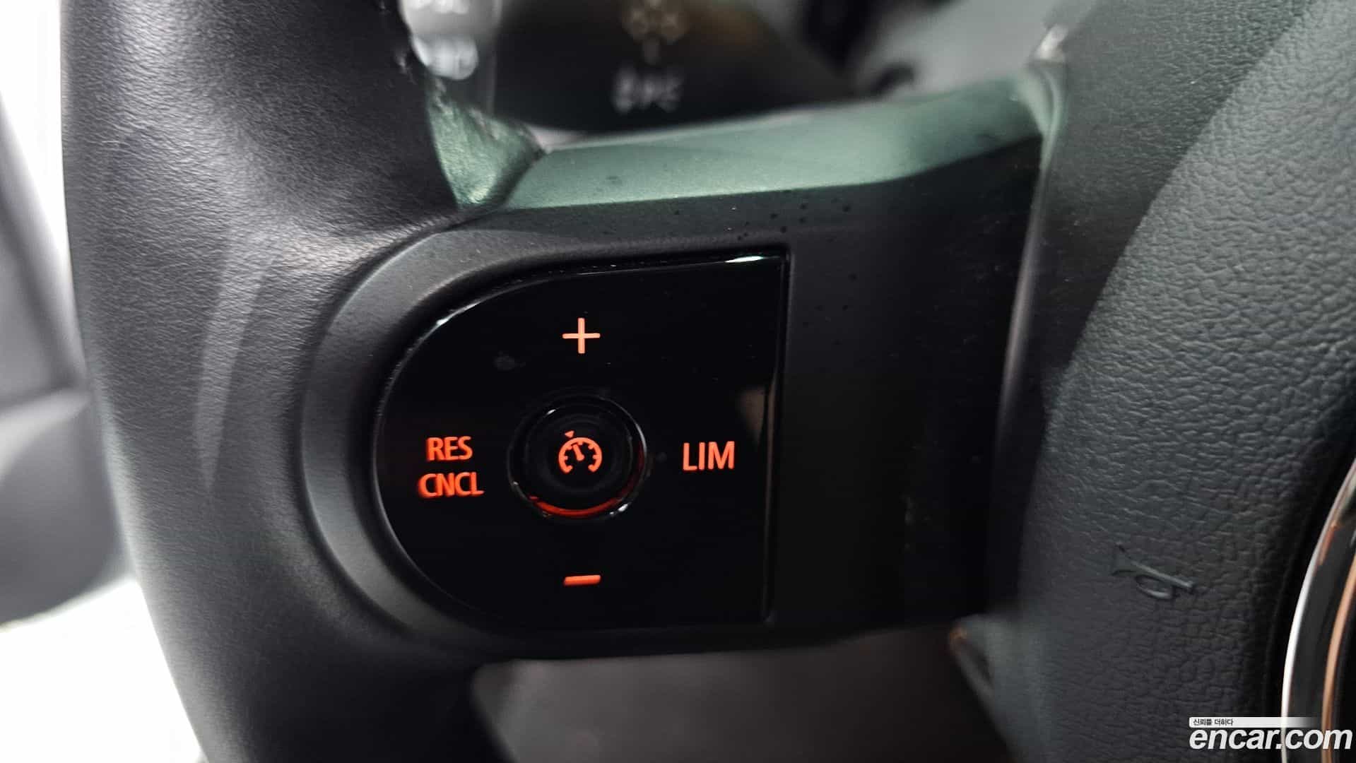 Cooper Mini 2024.6-OPTION-020
