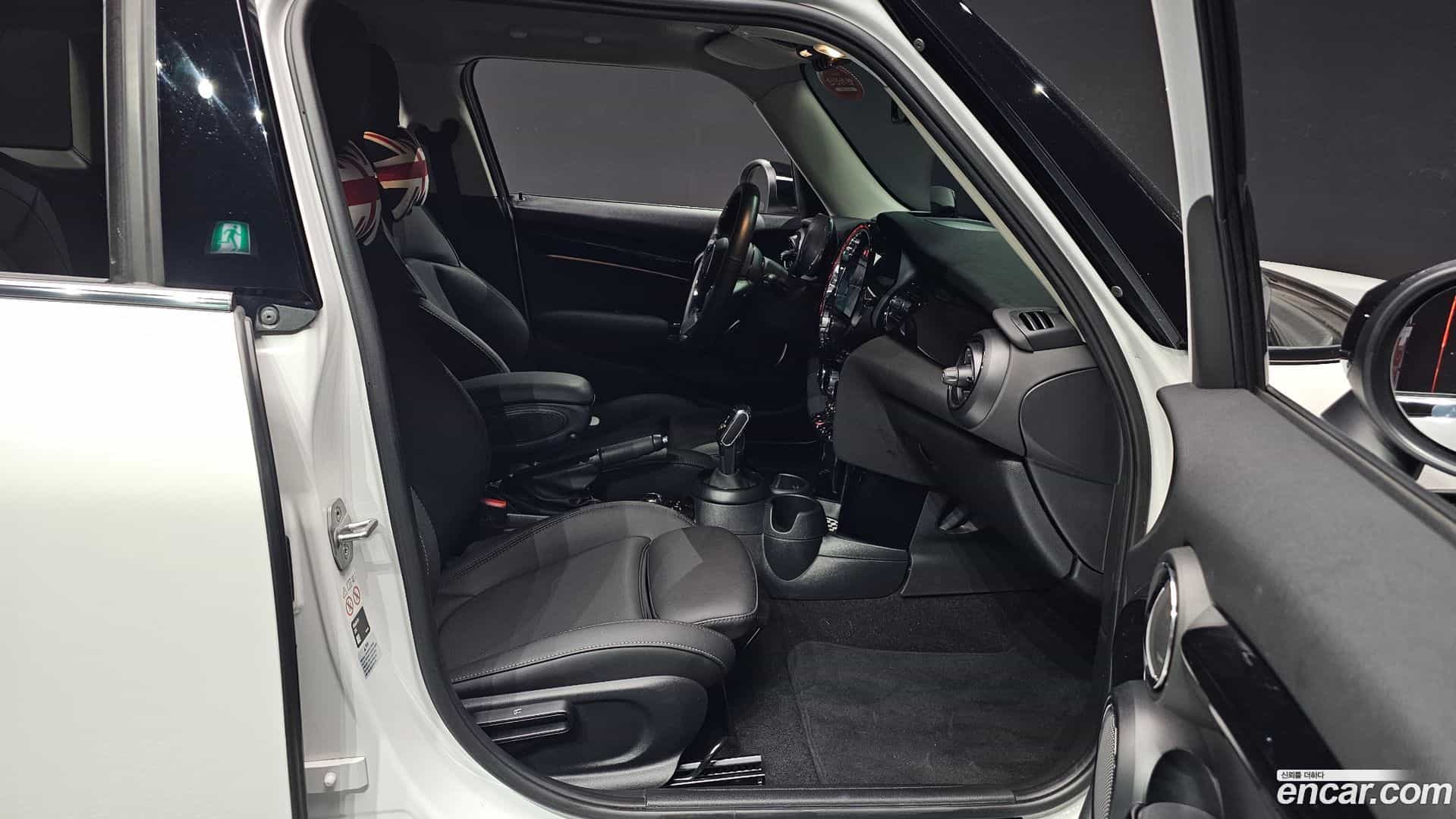Cooper Mini 2024.6-INNER-036