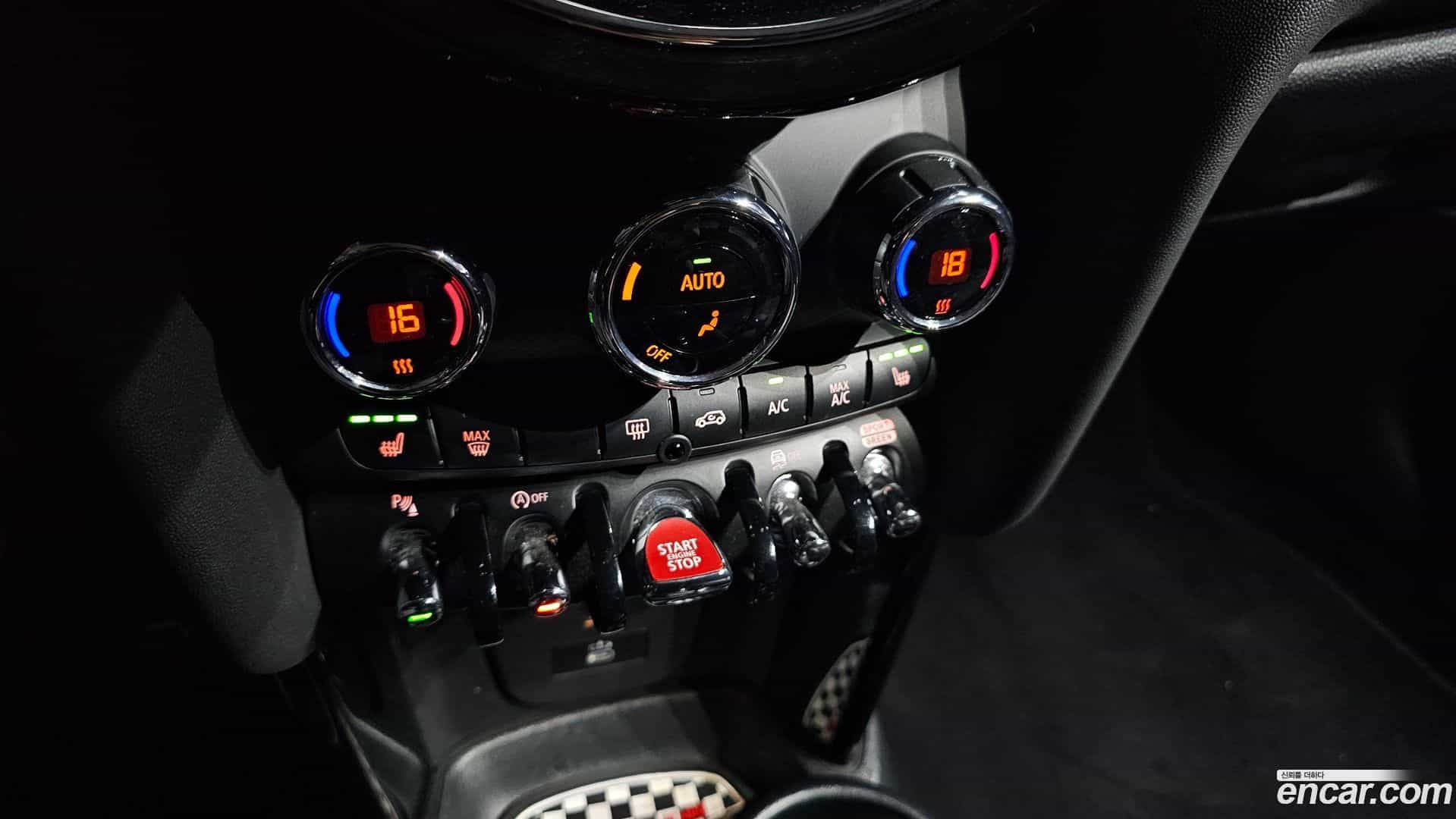 Cooper Mini 2024.6-OPTION-043