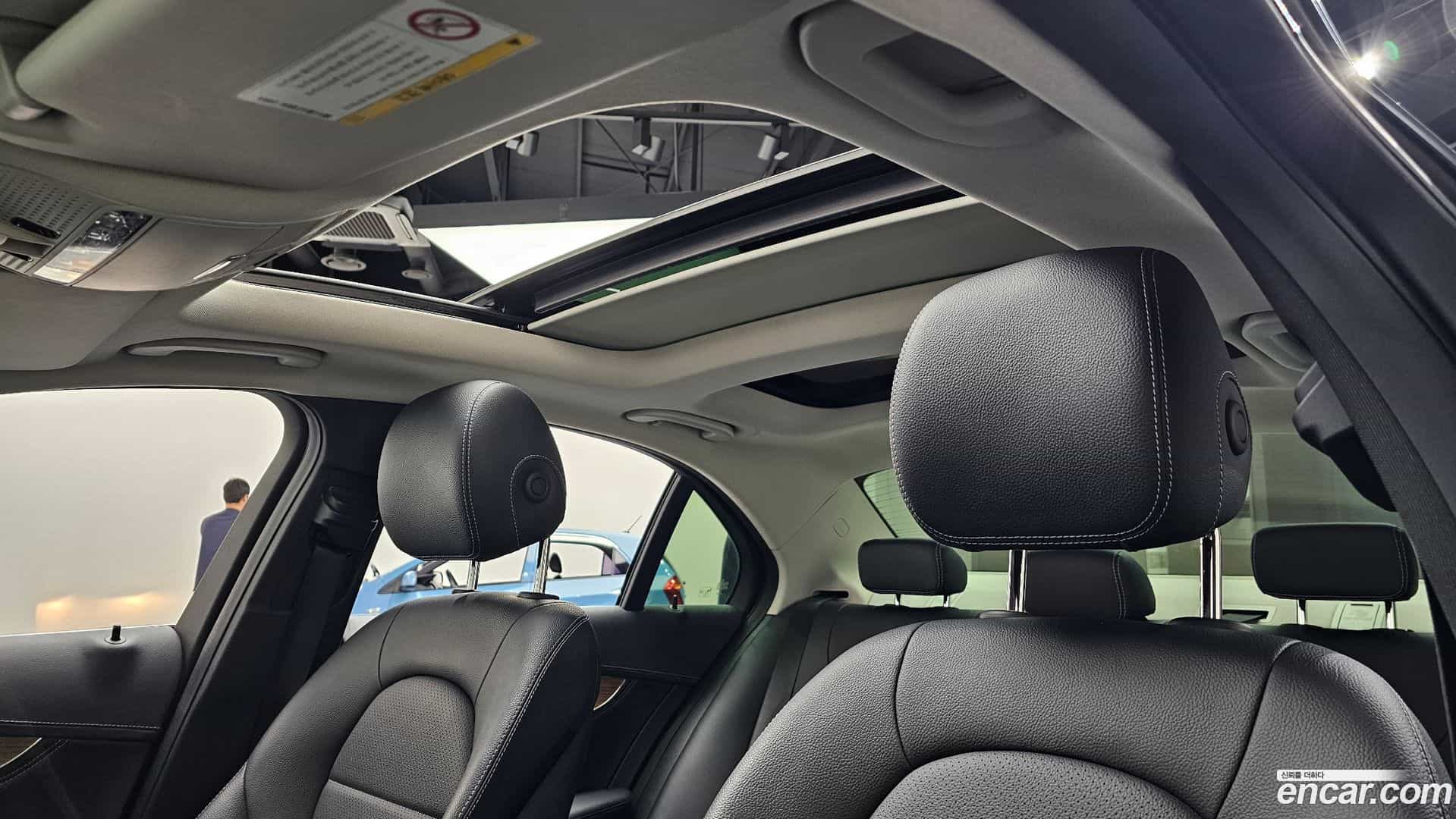 C-Class Mercedes-Benz 2015.3-OPTION-020