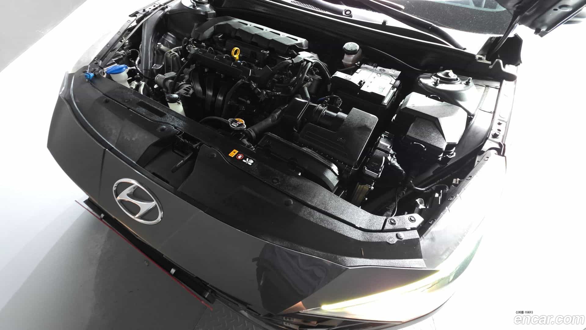 AVANTE Hyundai 2021.3-OUTER-006