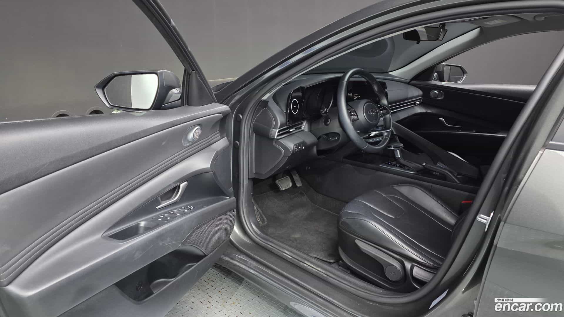 AVANTE Hyundai 2021.3-INNER-010