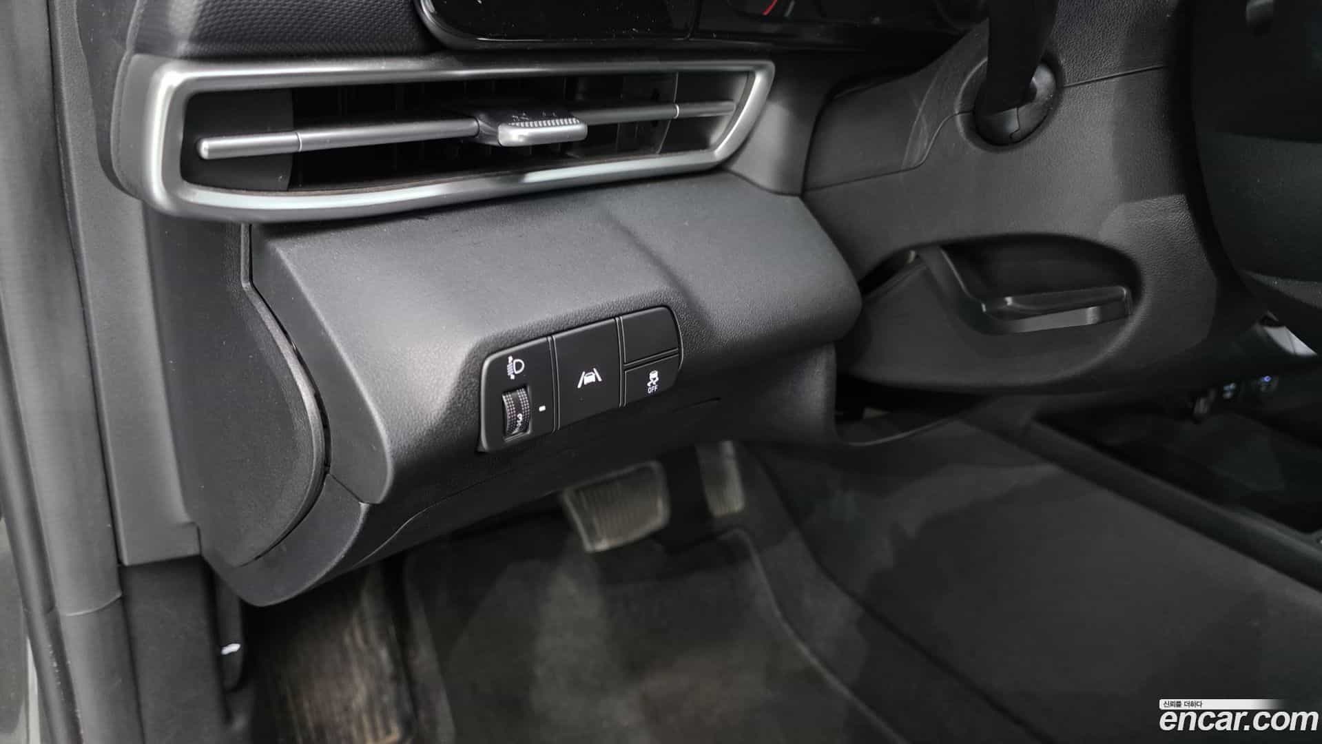 AVANTE Hyundai 2021.3-OPTION-023