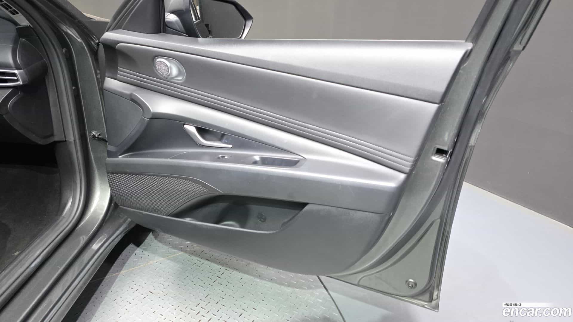 AVANTE Hyundai 2021.3-INNER-034