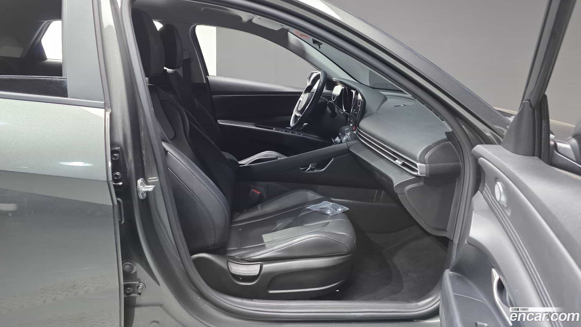 AVANTE Hyundai 2021.3-INNER-036