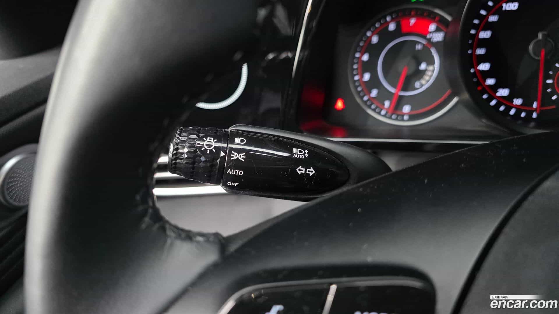 AVANTE Hyundai 2021.3-OPTION-040