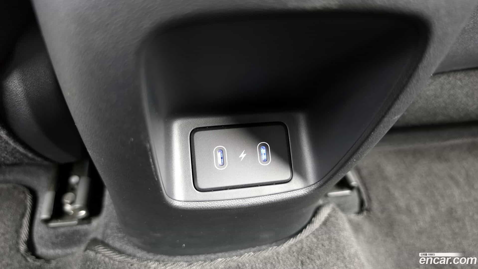 AVANTE Hyundai 2023.4-OPTION-042