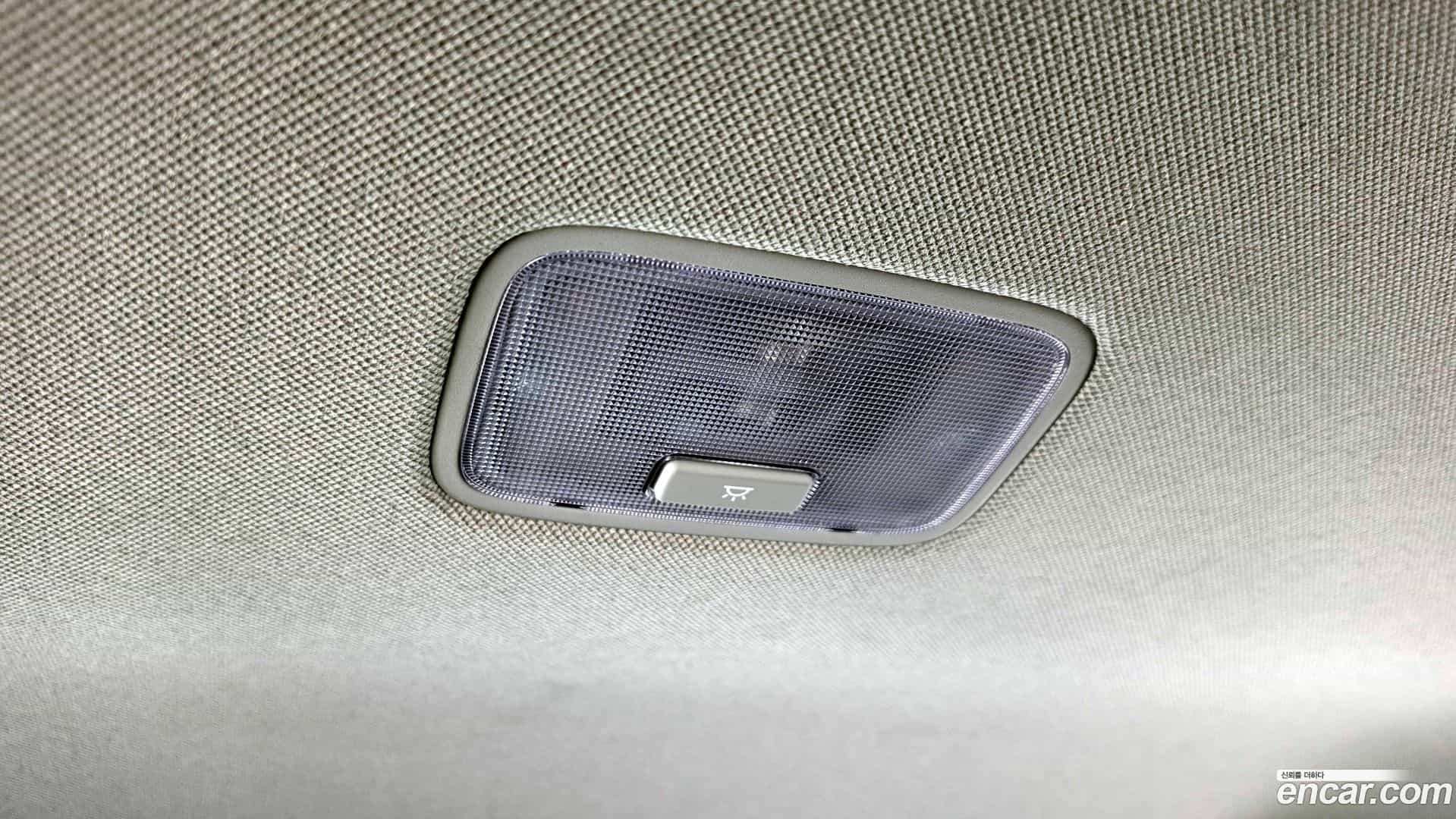 AVANTE Hyundai 2023.4-OPTION-043