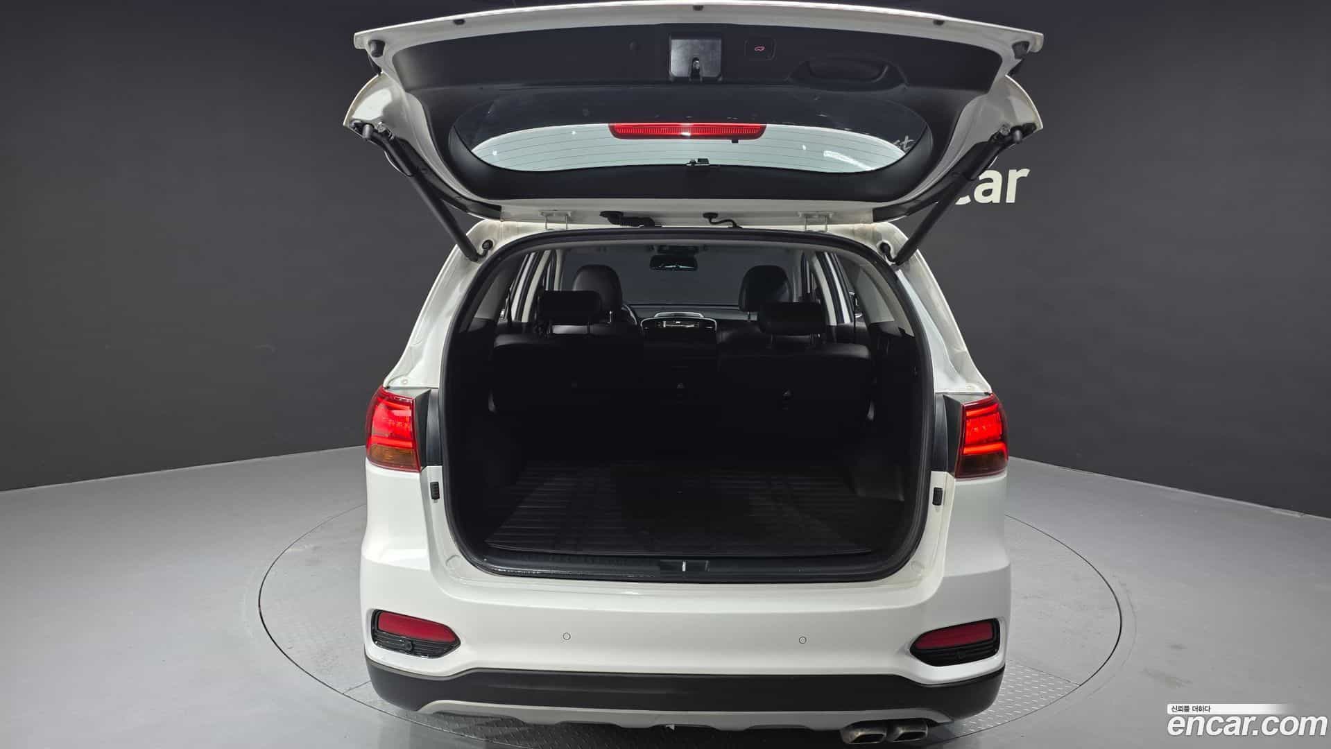 Sorento Kia 2018.2-OPTION-024