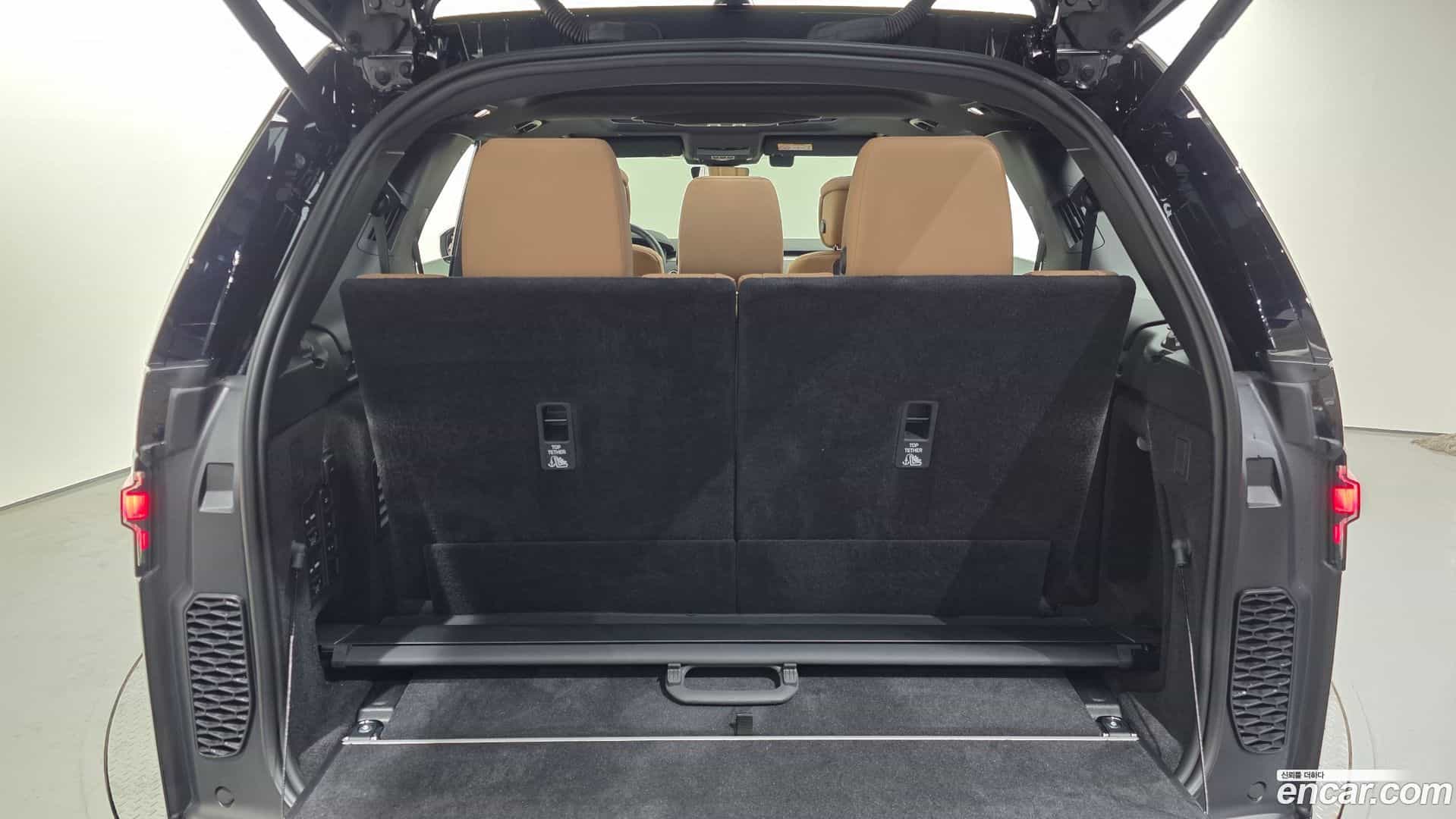 Discovery Land Rover 2025.11-INNER-010
