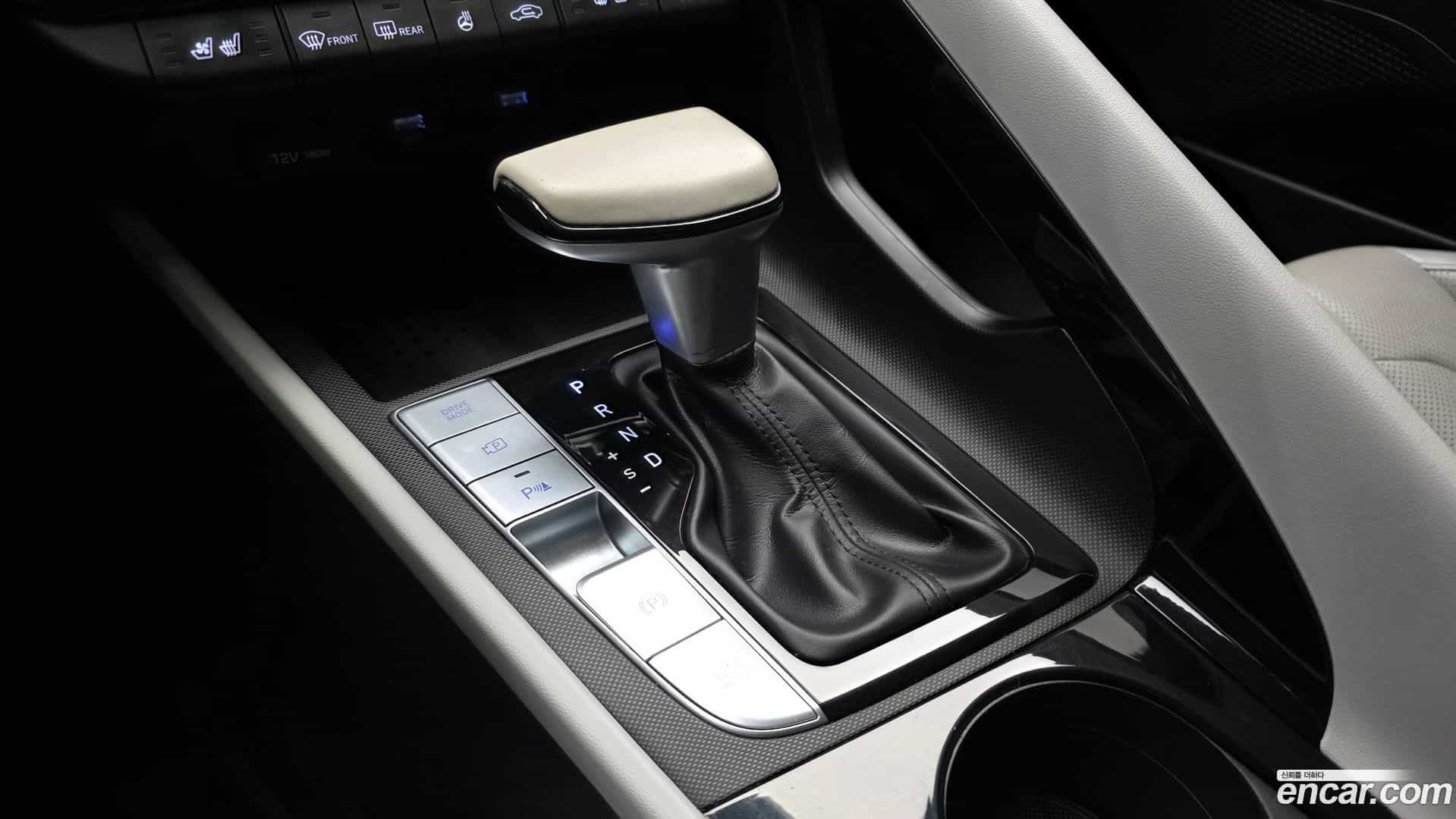 AVANTE Hyundai 2020.11-INNER-009