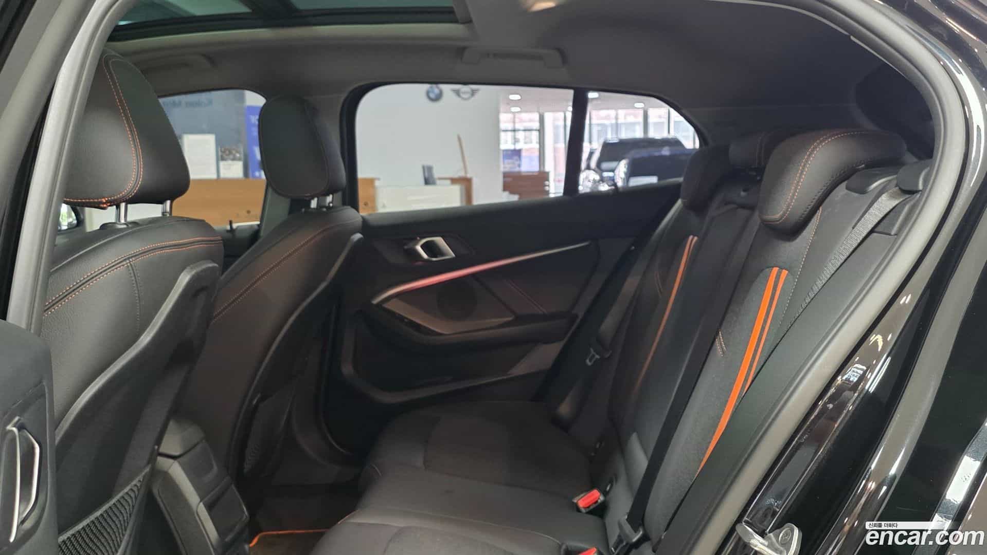 1-Series BMW 2021.4-INNER-010