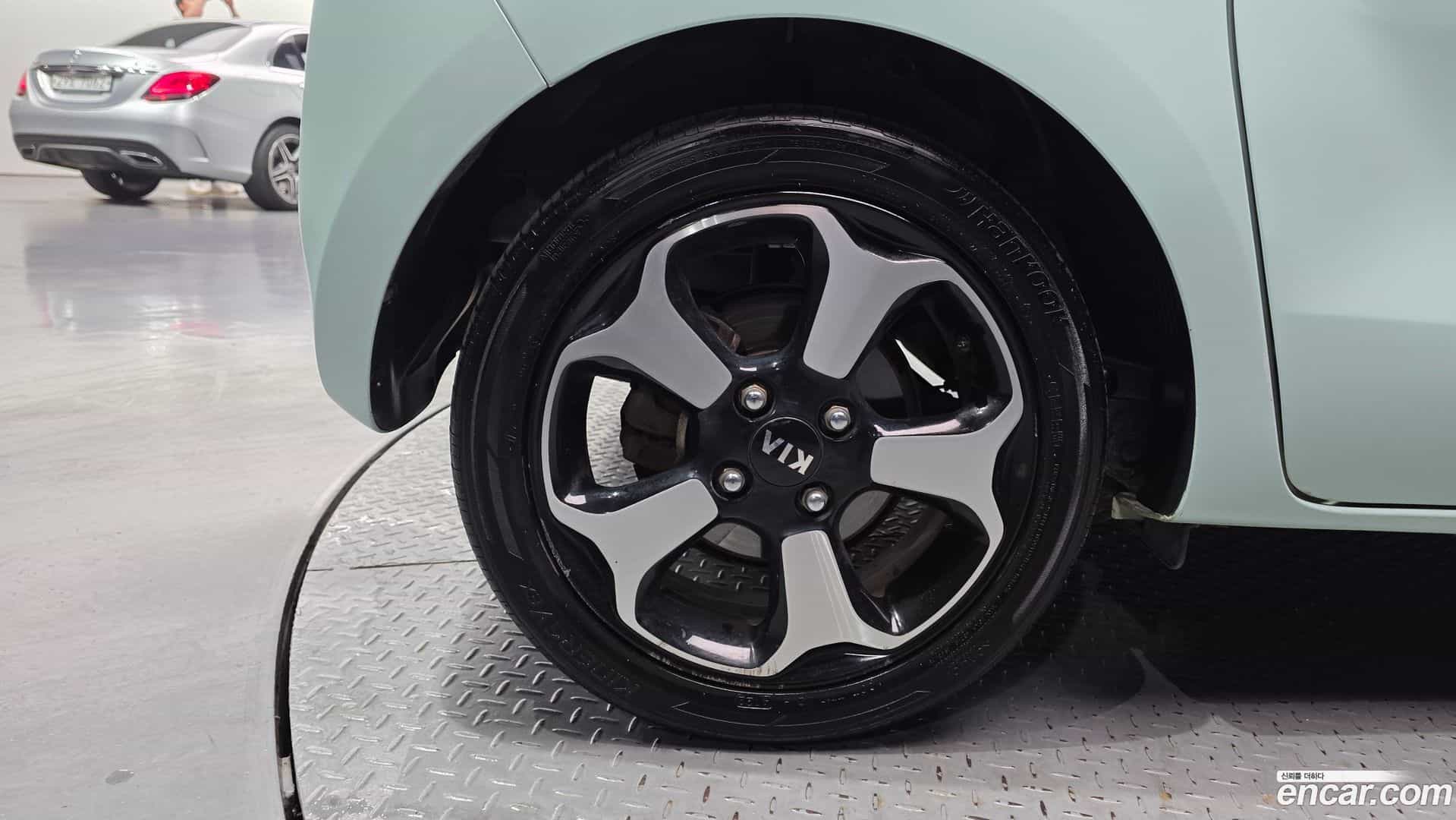 RAY Kia 2014.4-OUTER-005