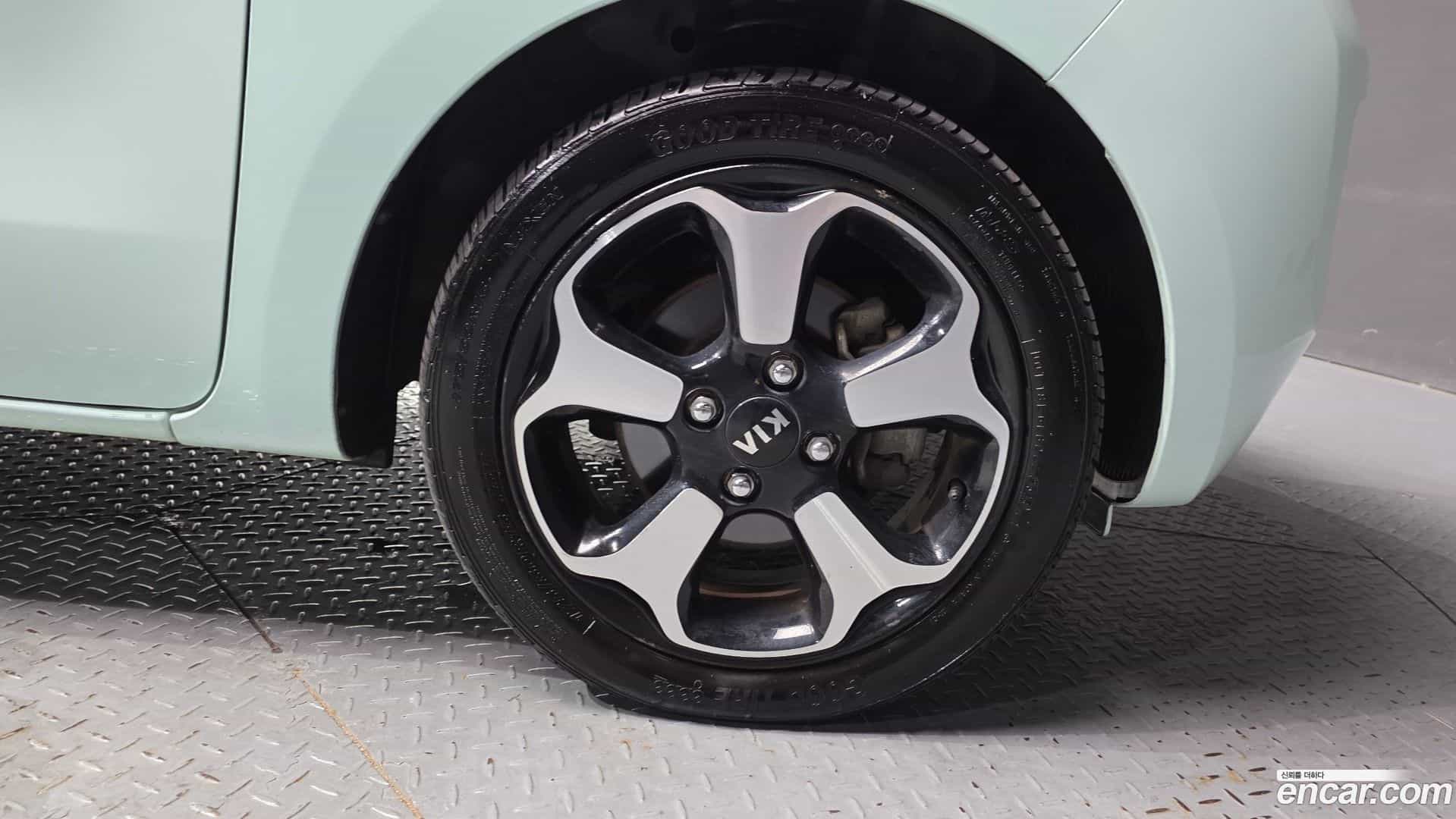 RAY Kia 2014.4-OUTER-031