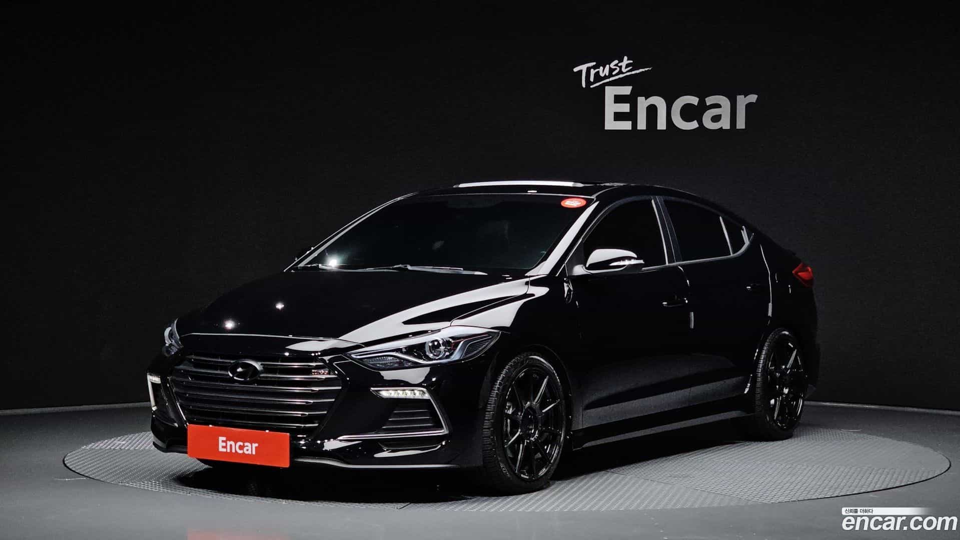 AVANTE Hyundai 2016.9-OUTER-001