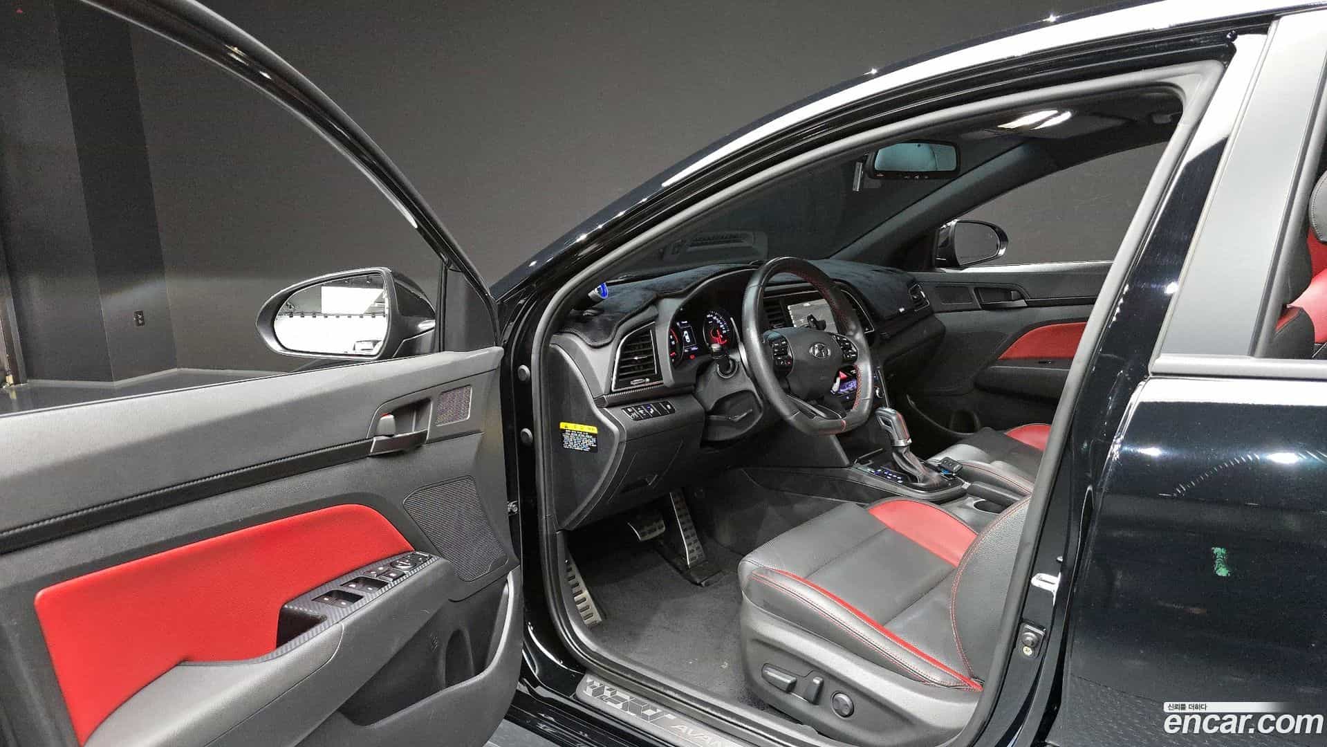 AVANTE Hyundai 2016.9-INNER-010