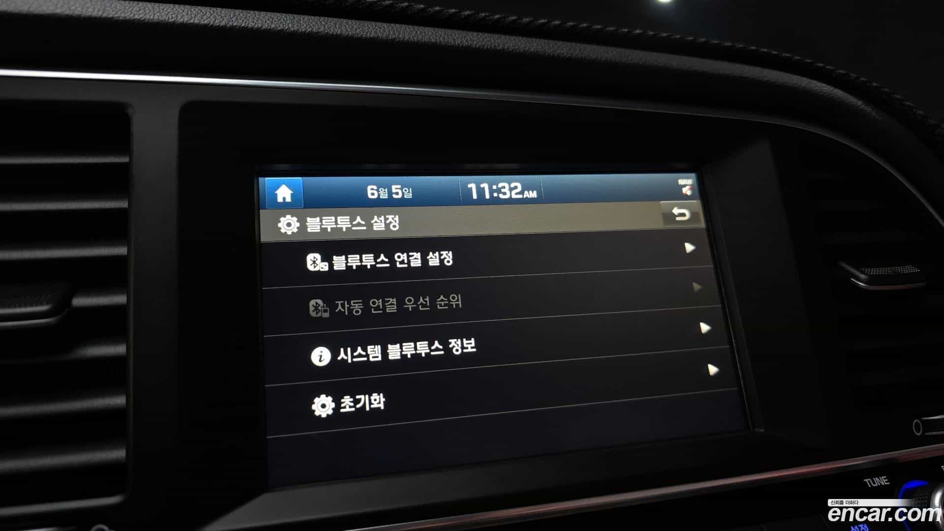 AVANTE Hyundai 2016.9-OPTION-020