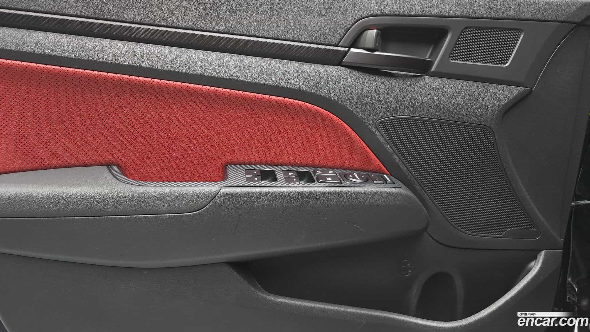 AVANTE Hyundai 2016.9-INNER-034