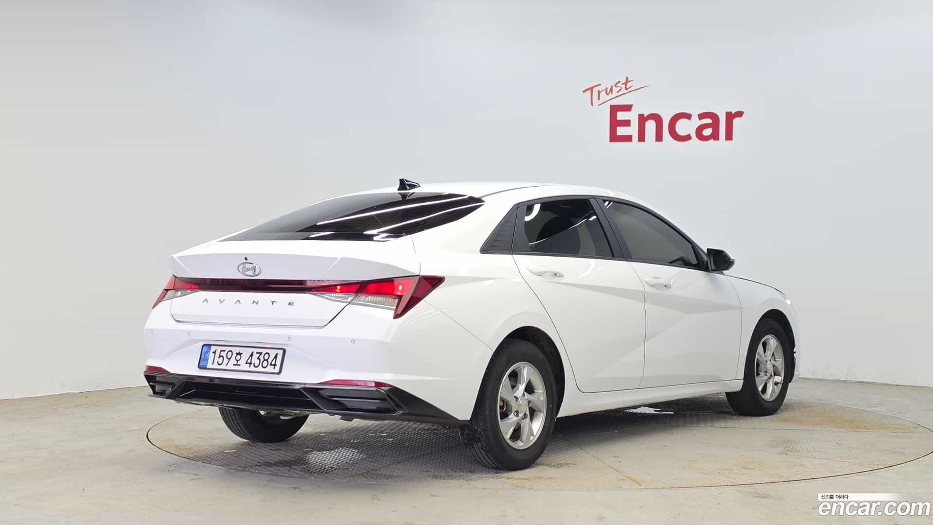 AVANTE Hyundai 2022.6-OUTER-002