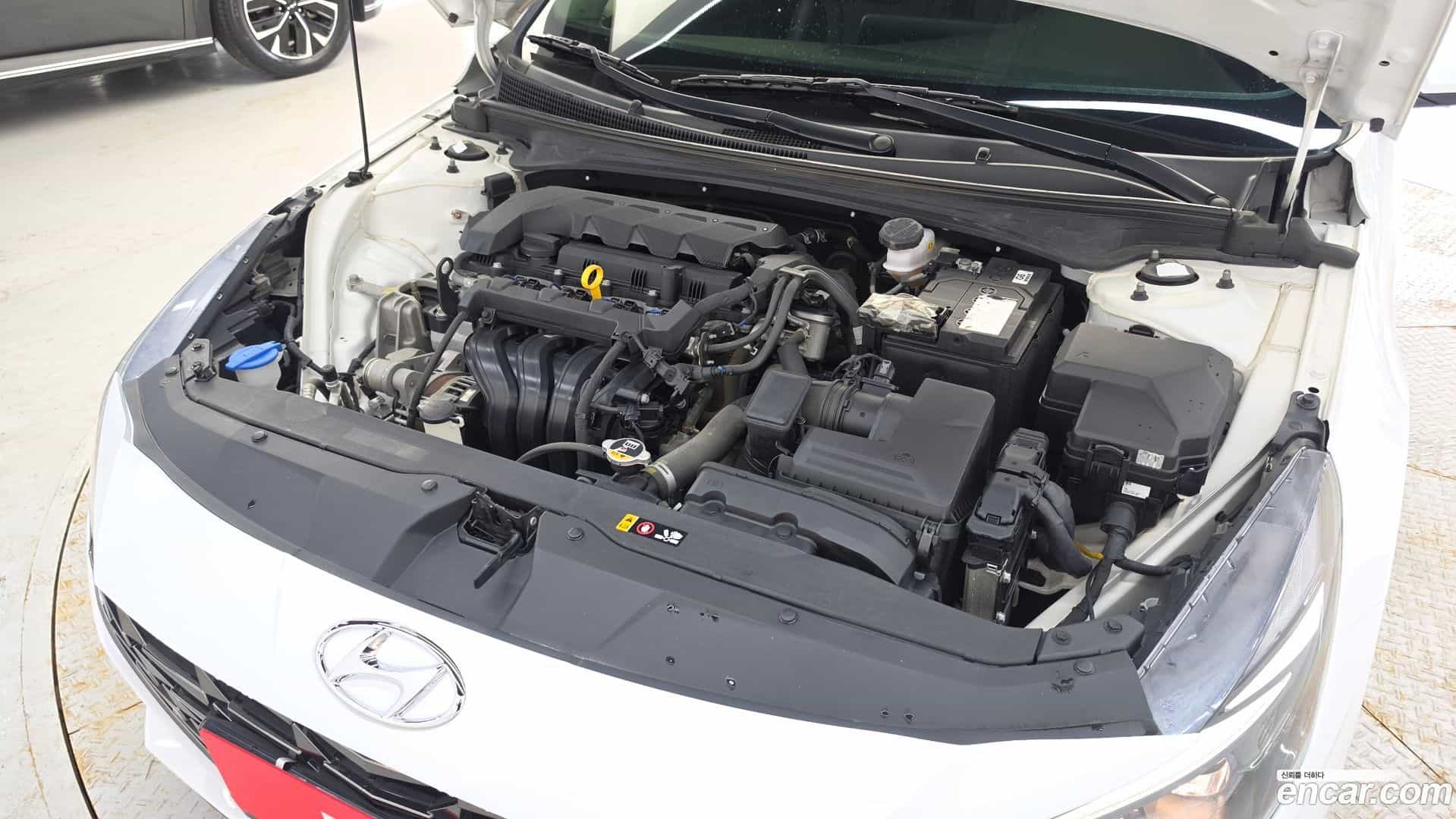 AVANTE Hyundai 2022.6-OUTER-006