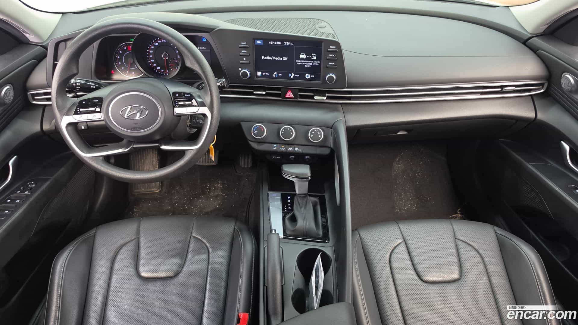 AVANTE Hyundai 2022.6-INNER-007