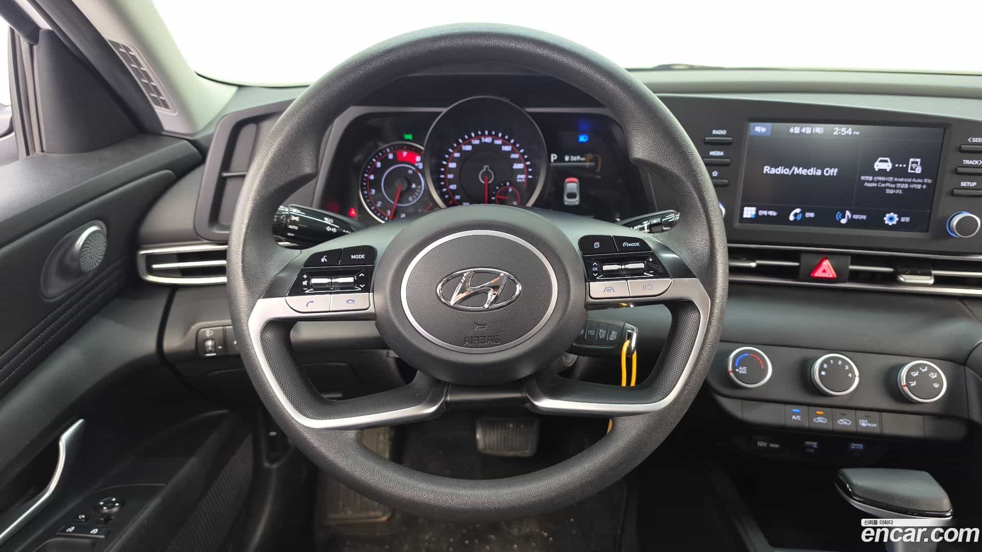 AVANTE Hyundai 2022.6-OPTION-019