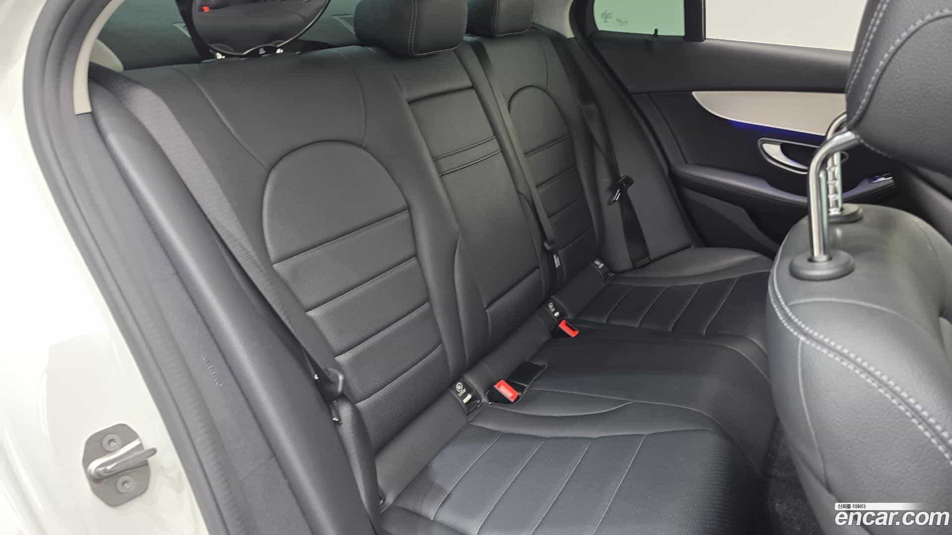 C-Class Mercedes-Benz 2020.11-OPTION-016