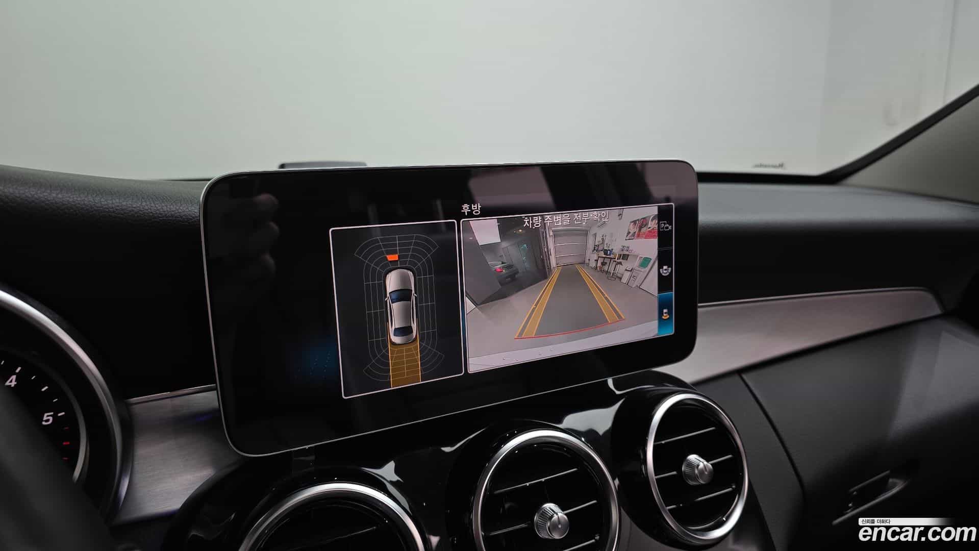 C-Class Mercedes-Benz 2020.11-OPTION-019