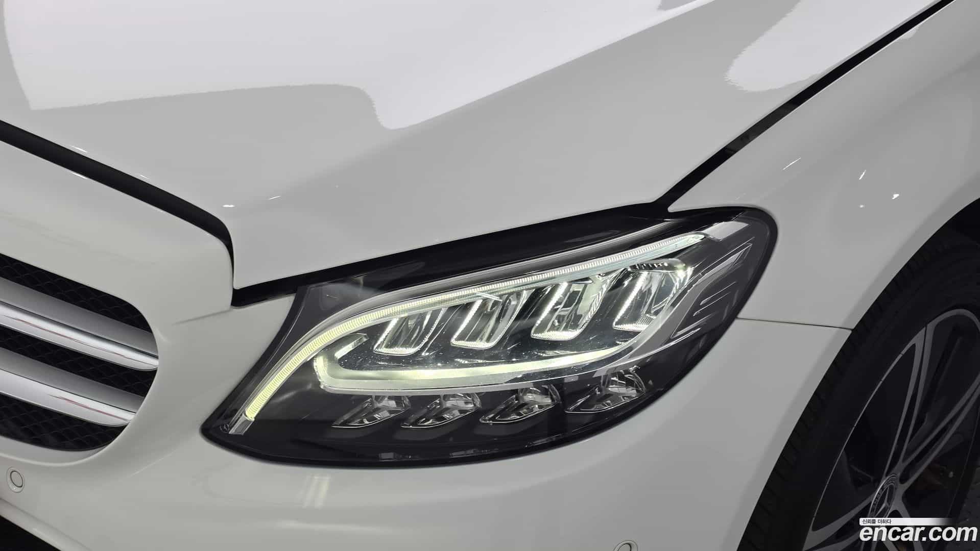 C-Class Mercedes-Benz 2020.11-OUTER-032