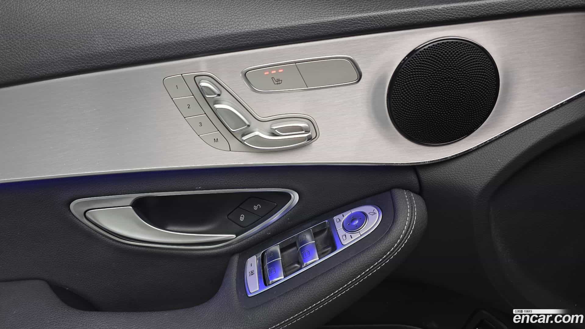 C-Class Mercedes-Benz 2020.11-OPTION-040