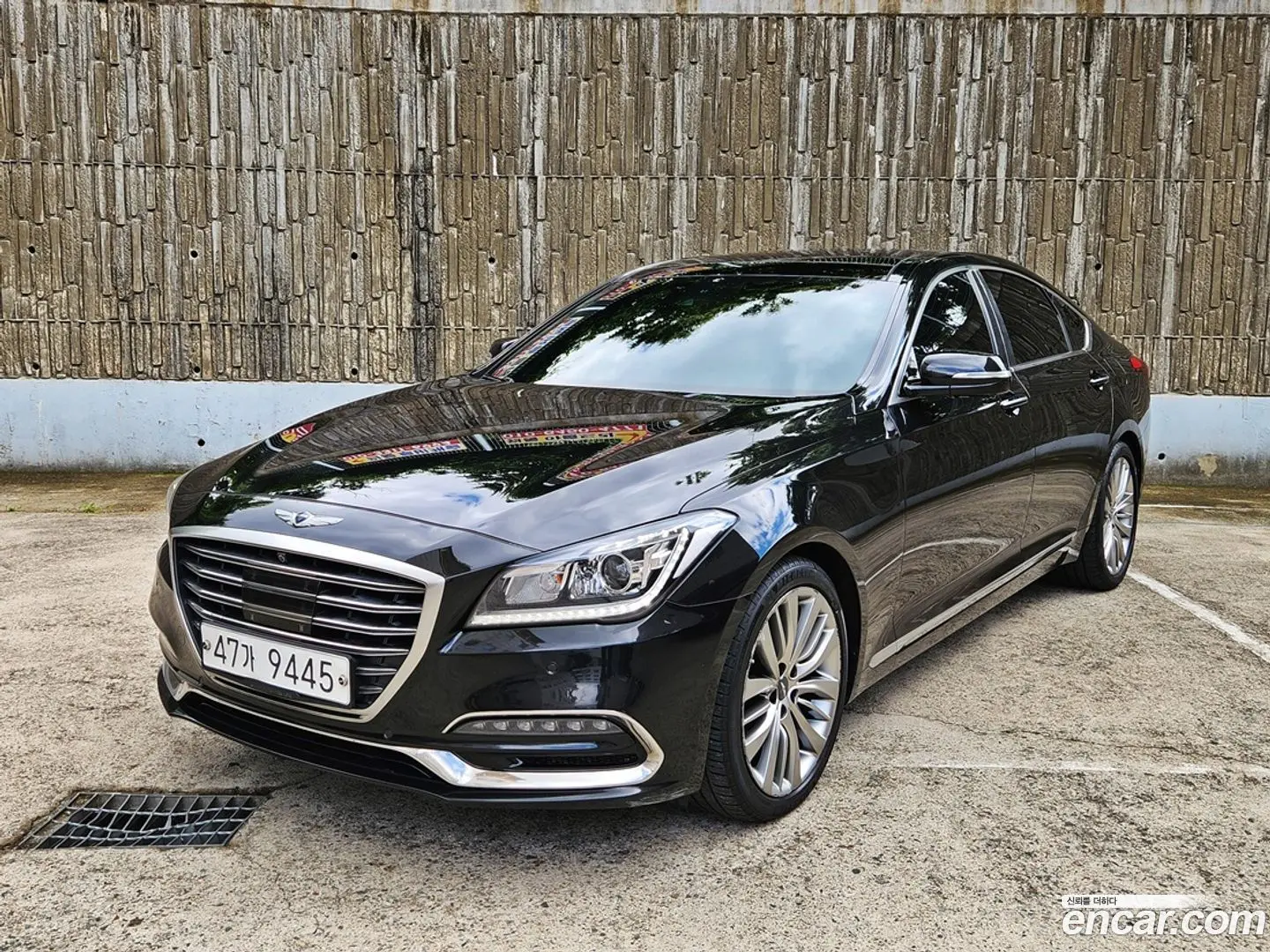 Main__Slider__Photo:G80 Genesis 2017.4-0