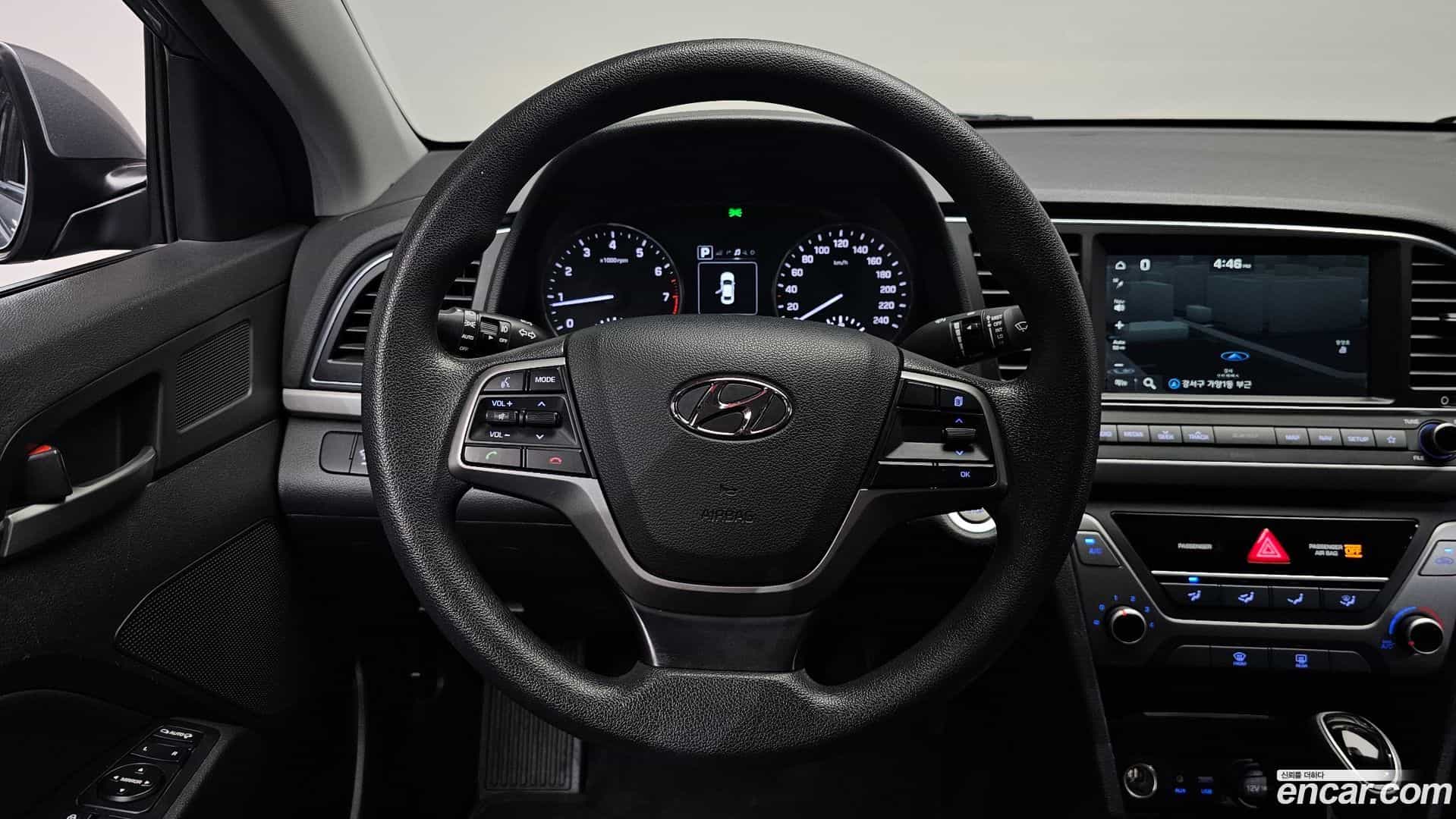 AVANTE Hyundai 2017.5-OPTION-016