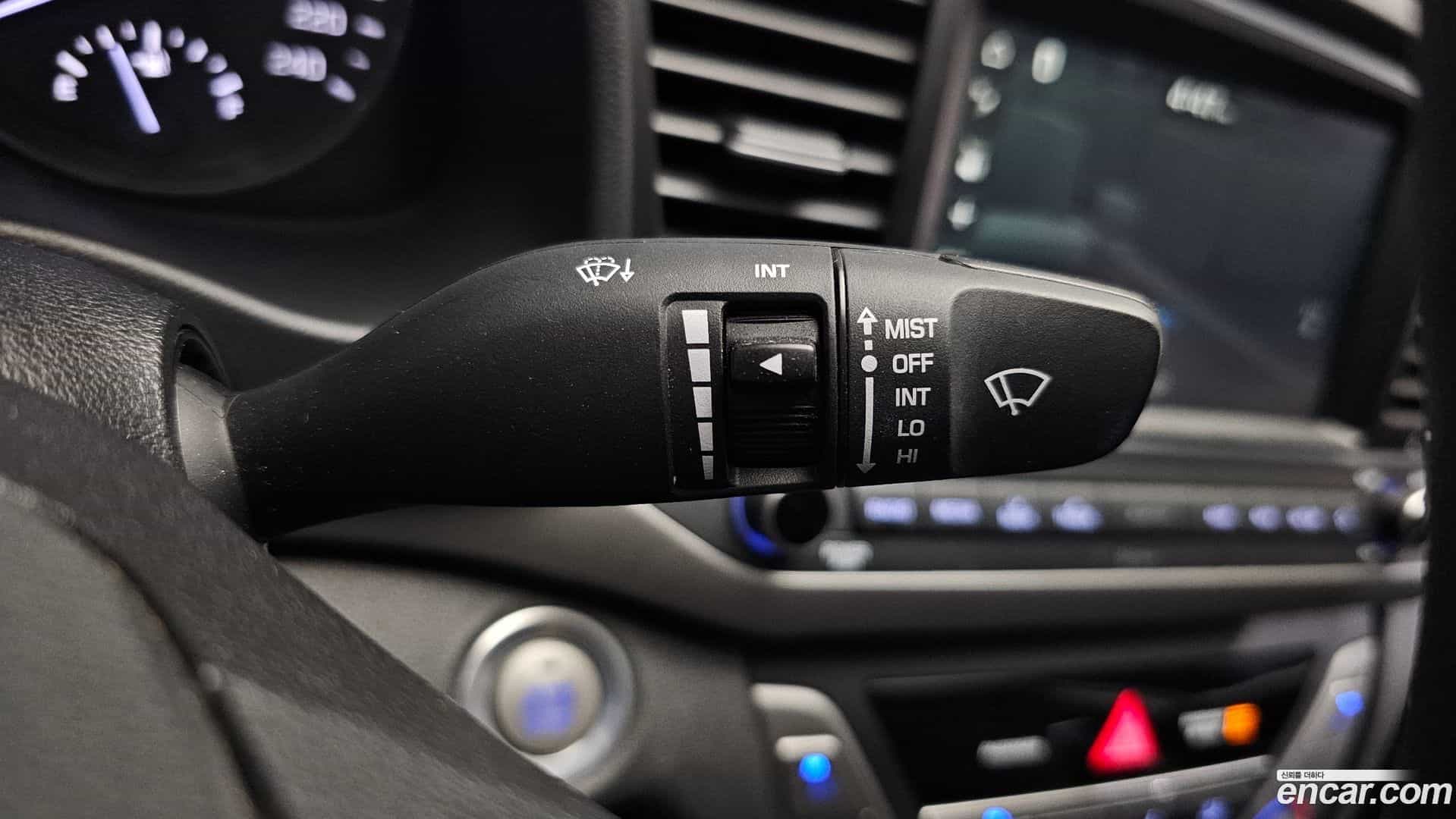 AVANTE Hyundai 2017.5-OPTION-041