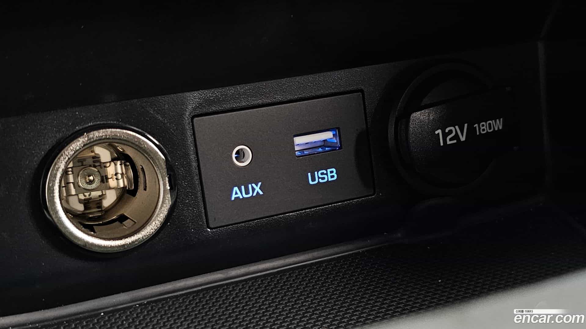 AVANTE Hyundai 2017.5-OPTION-042
