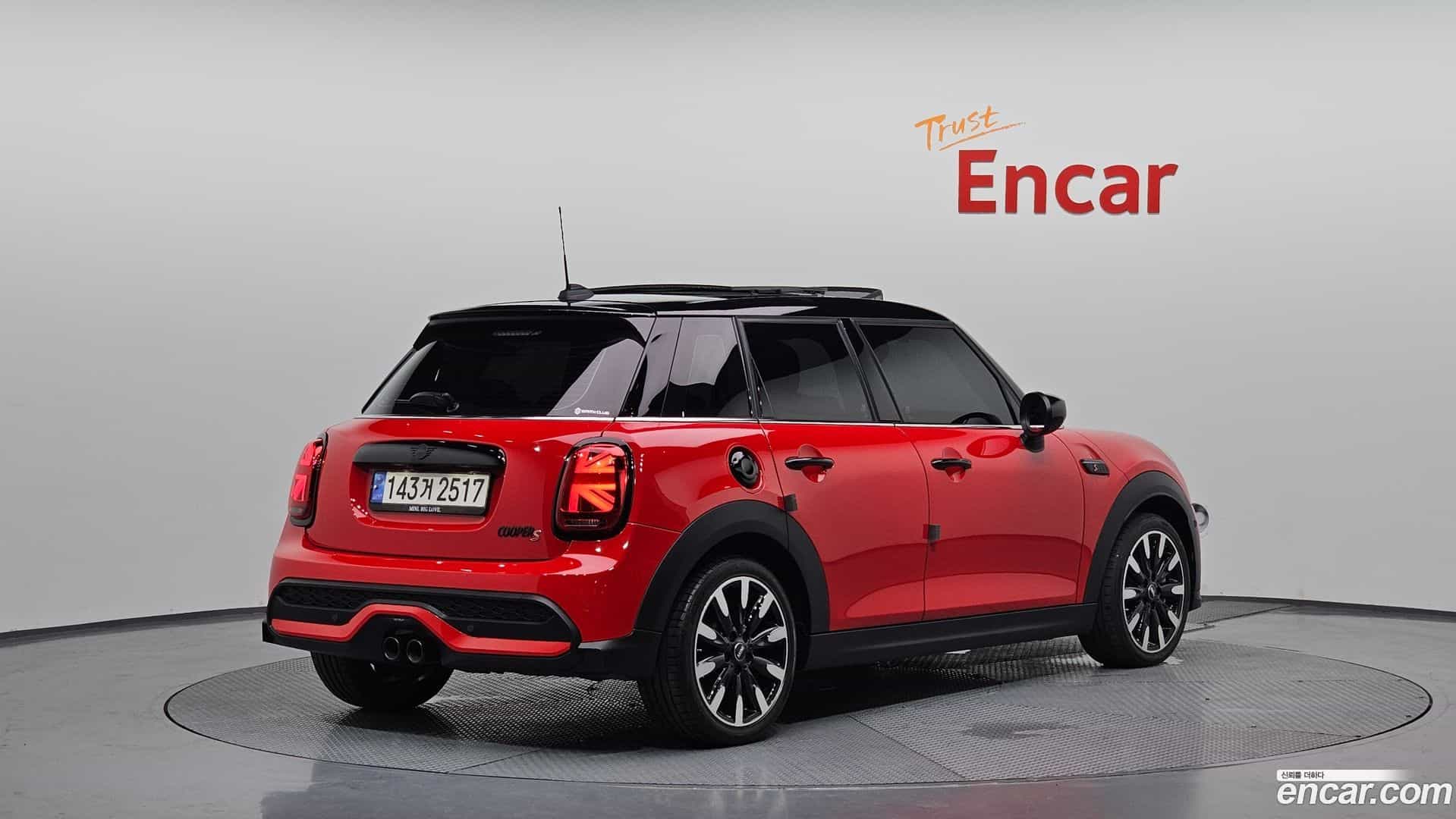 Cooper Mini 2021.10-OUTER-002