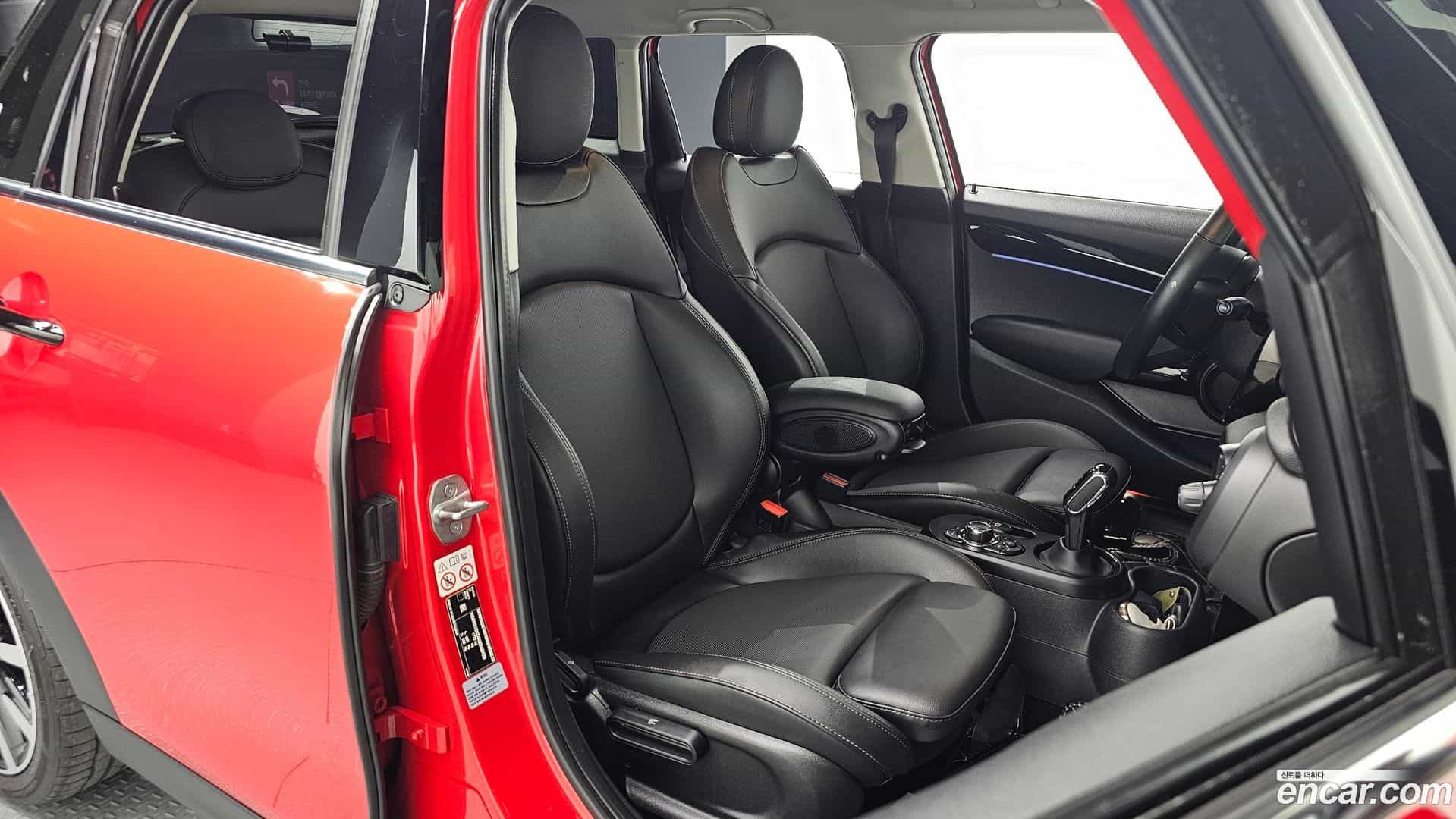 Cooper Mini 2021.10-OPTION-016