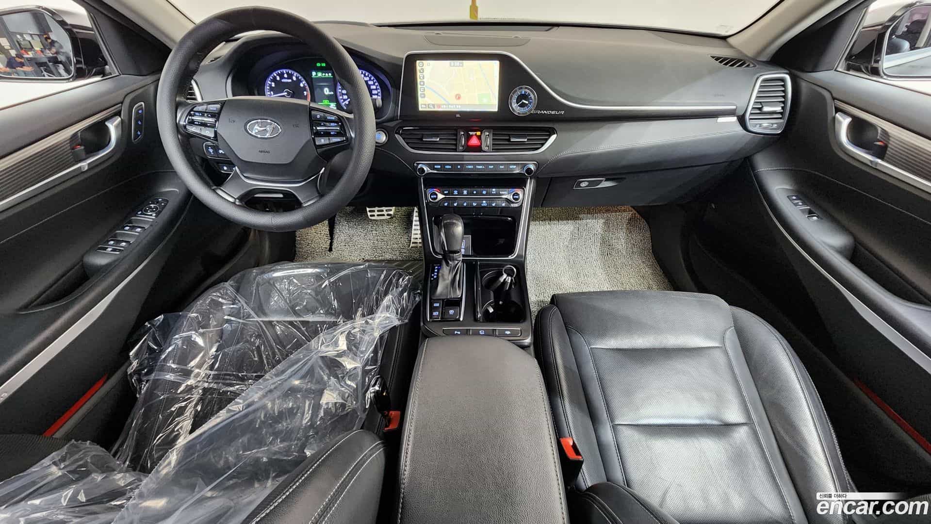 Grandeur Hyundai 2017.3-INNER-007