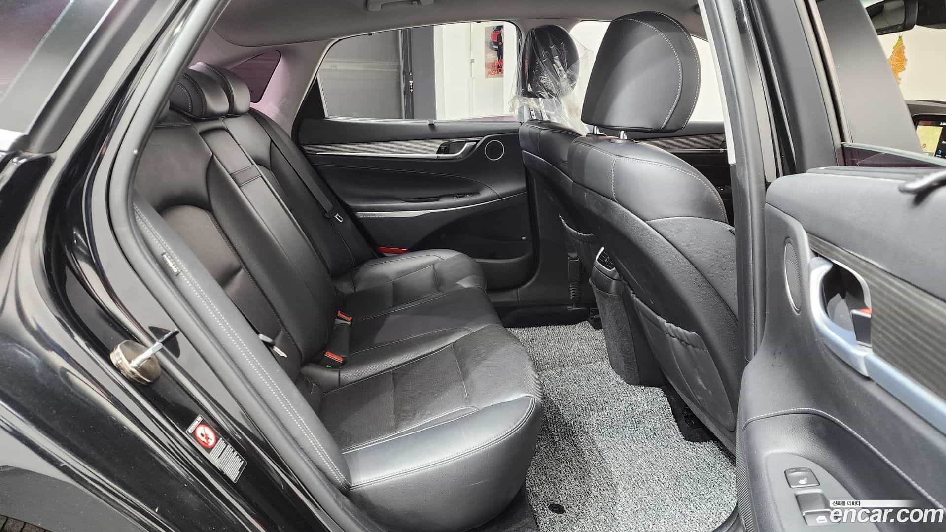 Grandeur Hyundai 2017.3-OPTION-015