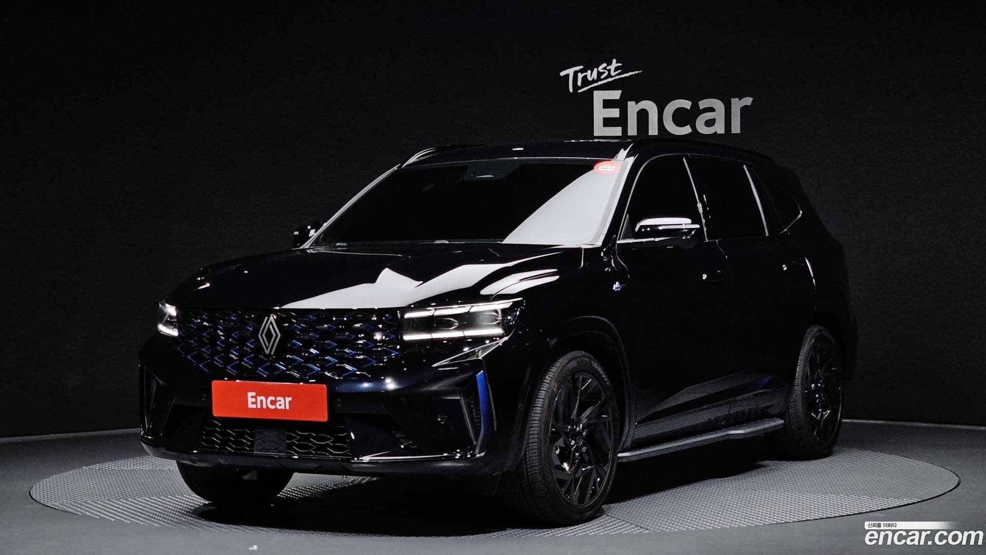 Main__Slider__Photo:Grand Koleos Renault Korea 2024.10-0