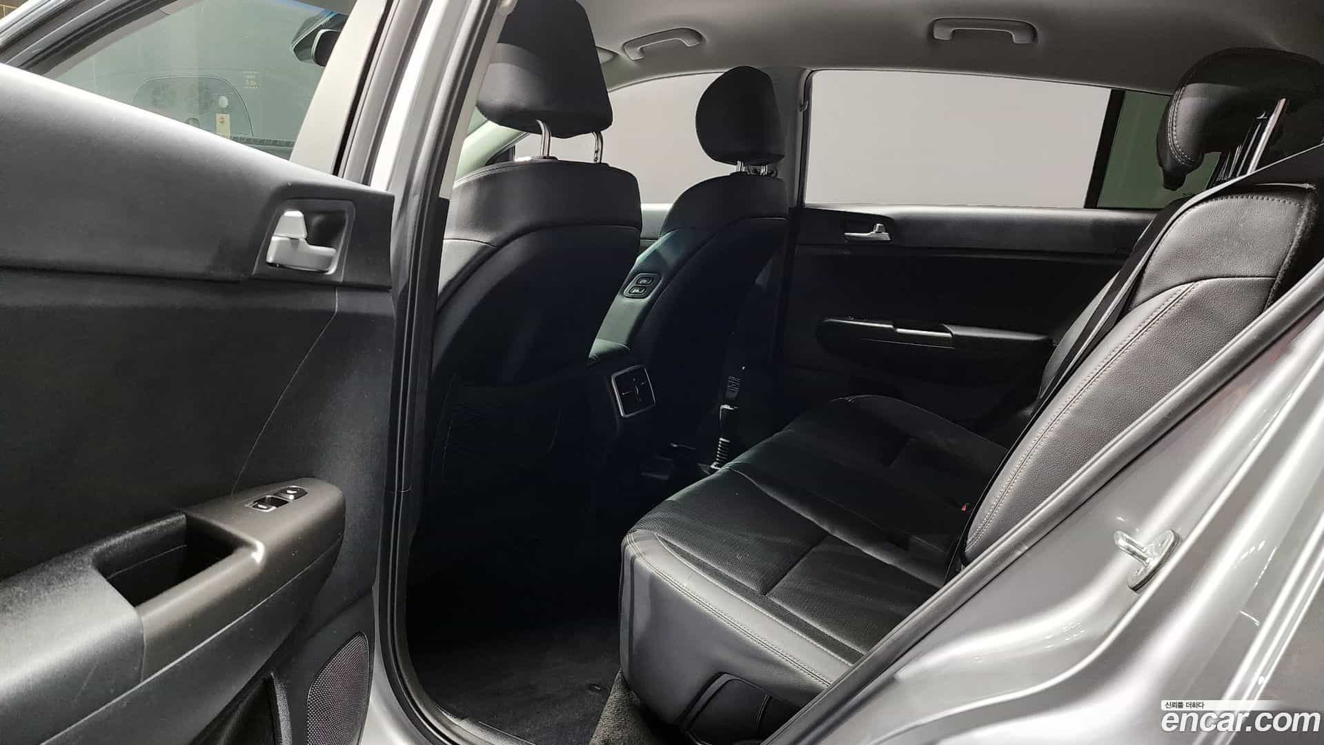 Sportage Kia 2021.6-OPTION-016