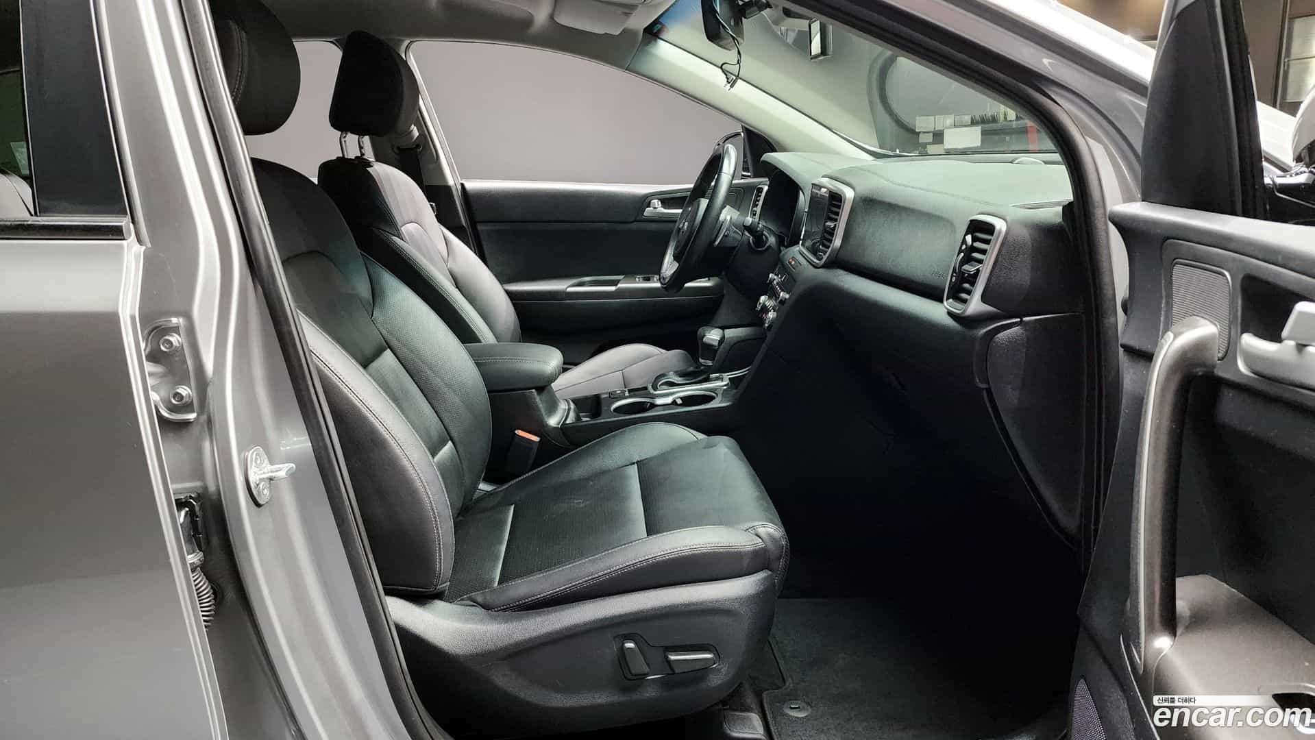 Sportage Kia 2021.6-INNER-036