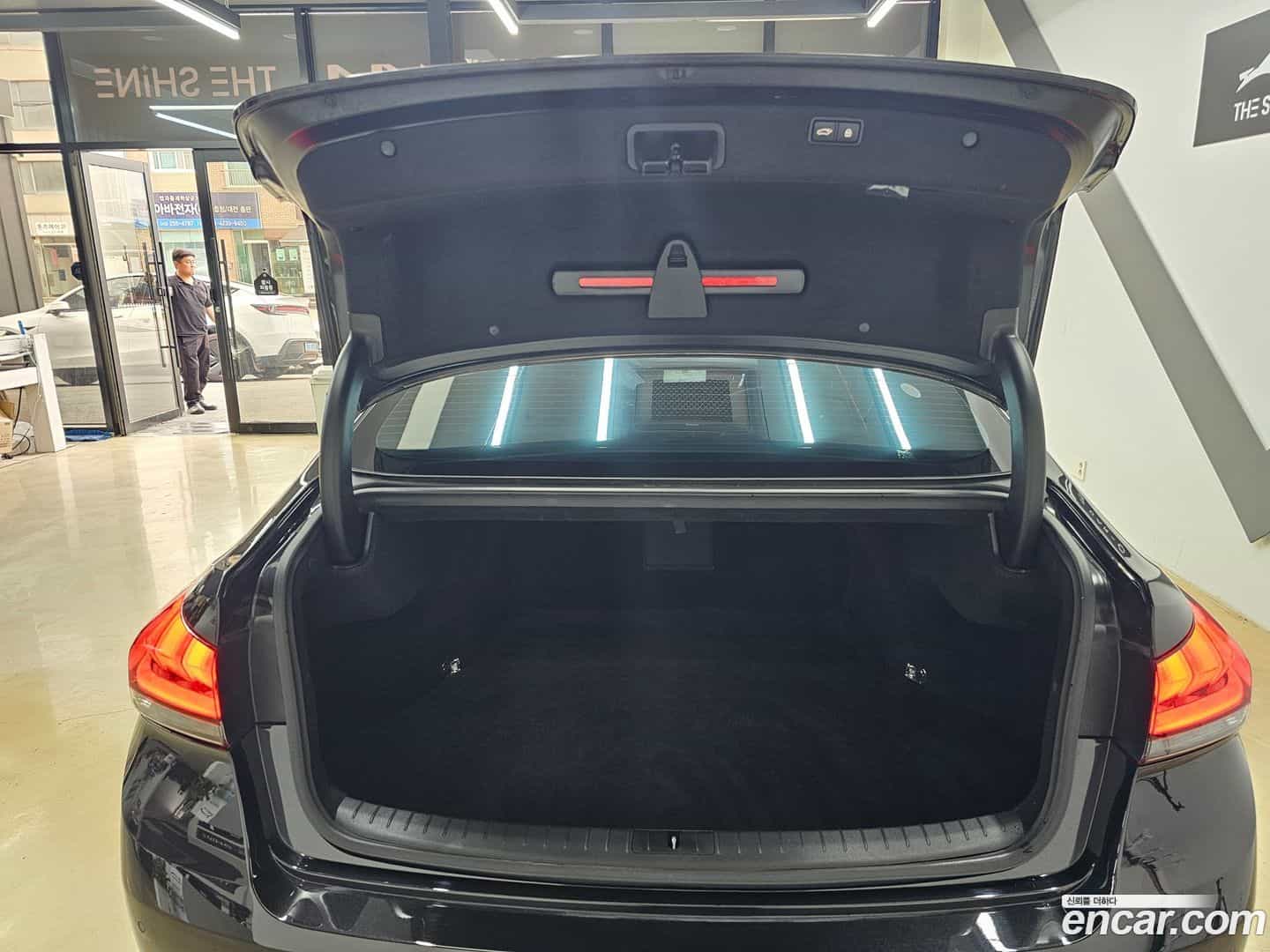 G80 Genesis 2019.5-OUTER-006
