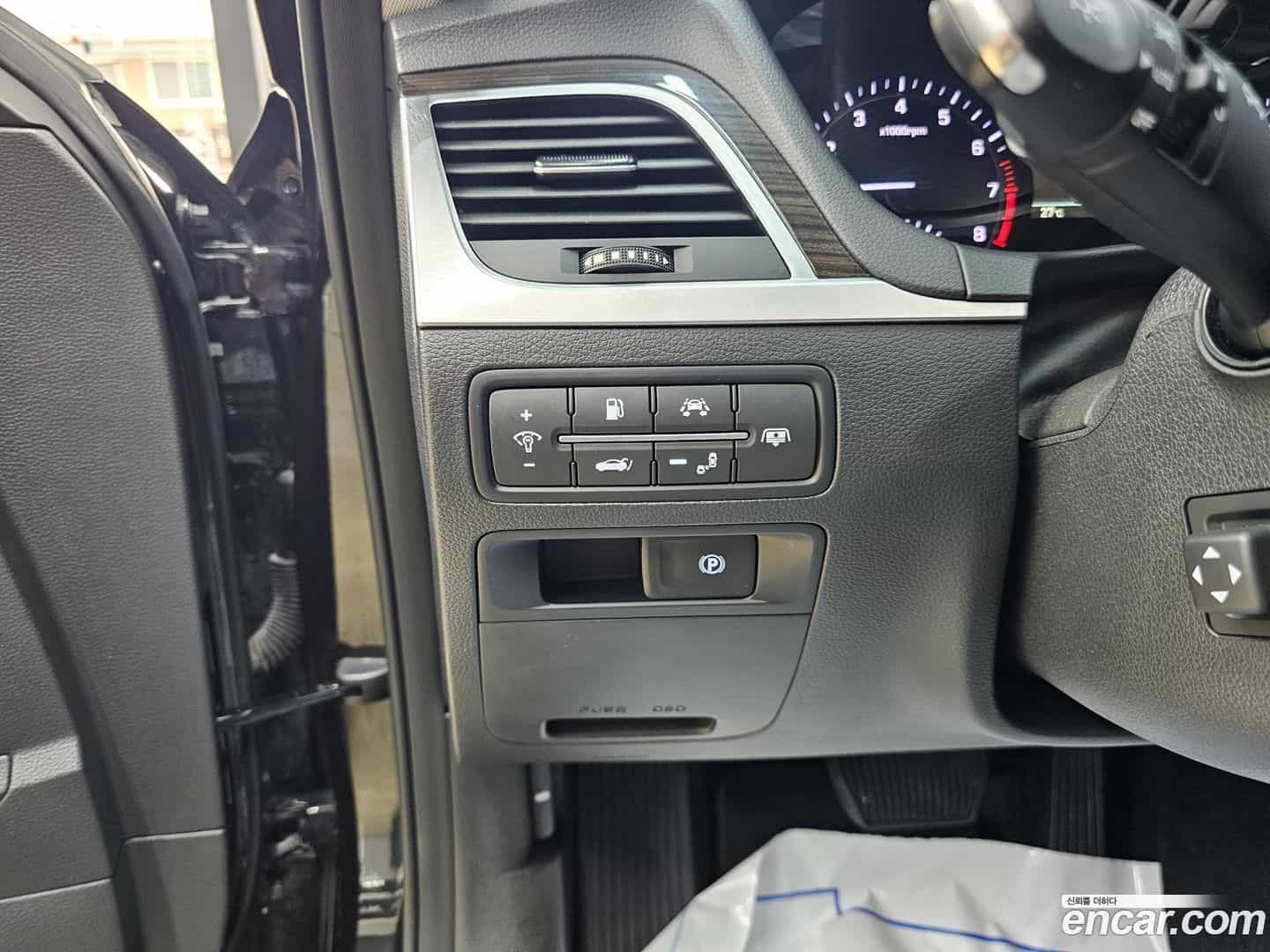 G80 Genesis 2019.5-OPTION-015