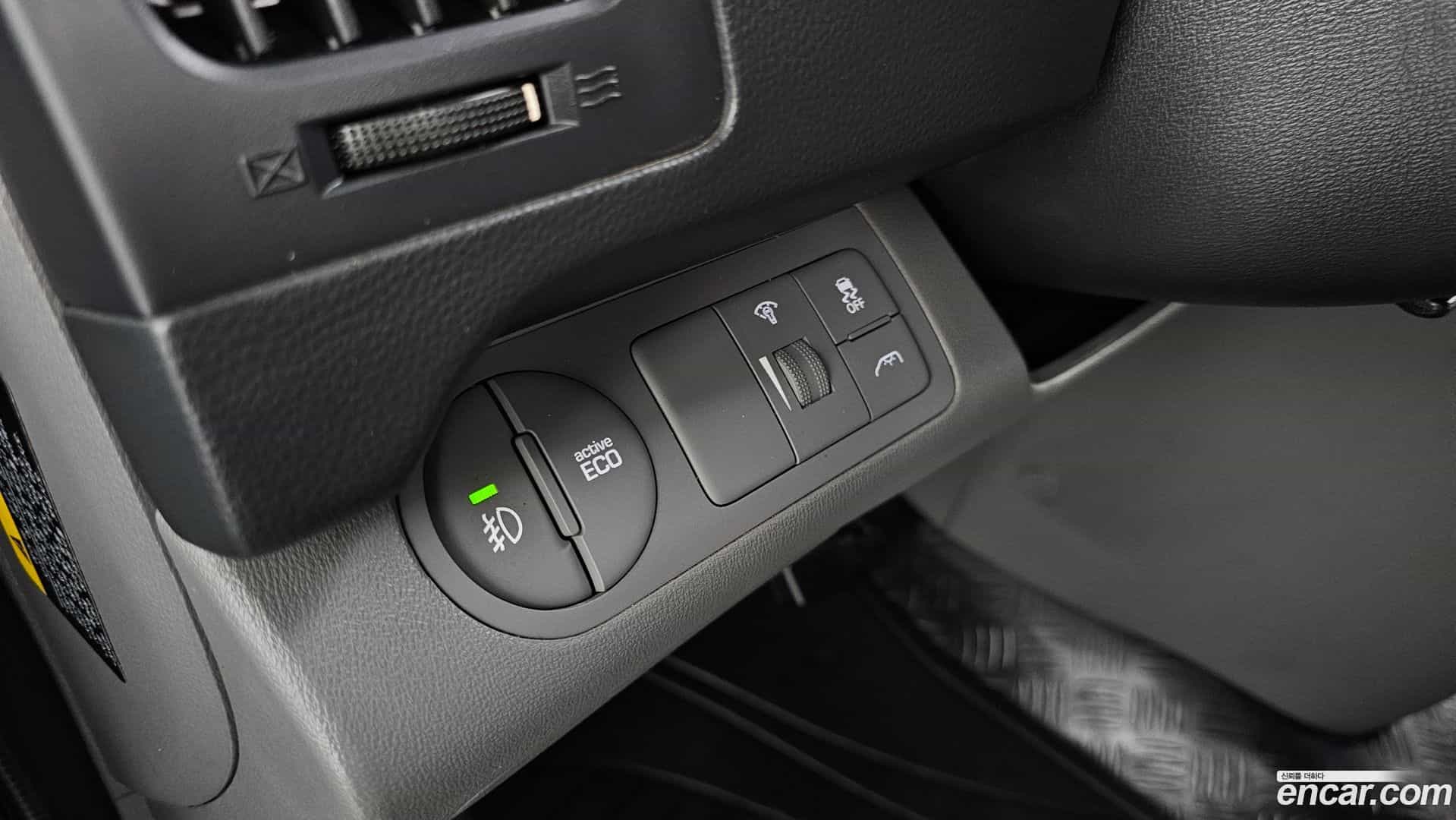 Starex Hyundai 2017.7-OPTION-020