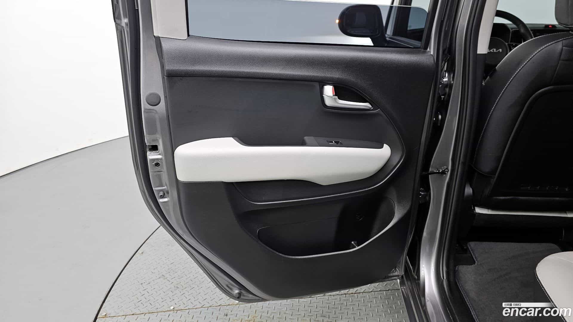 RAY Kia 2025.0-INNER-035